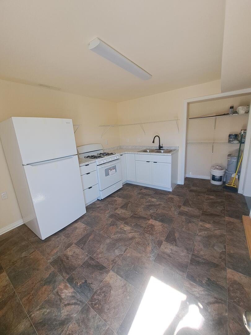 514 South Cole Property Photo 12