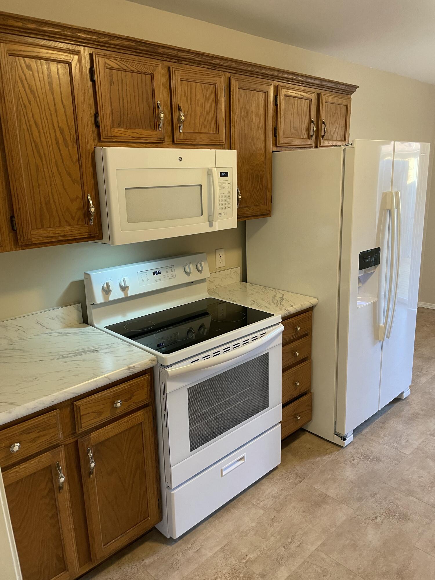 435-437 East Arrowhead Street Property Photo 10