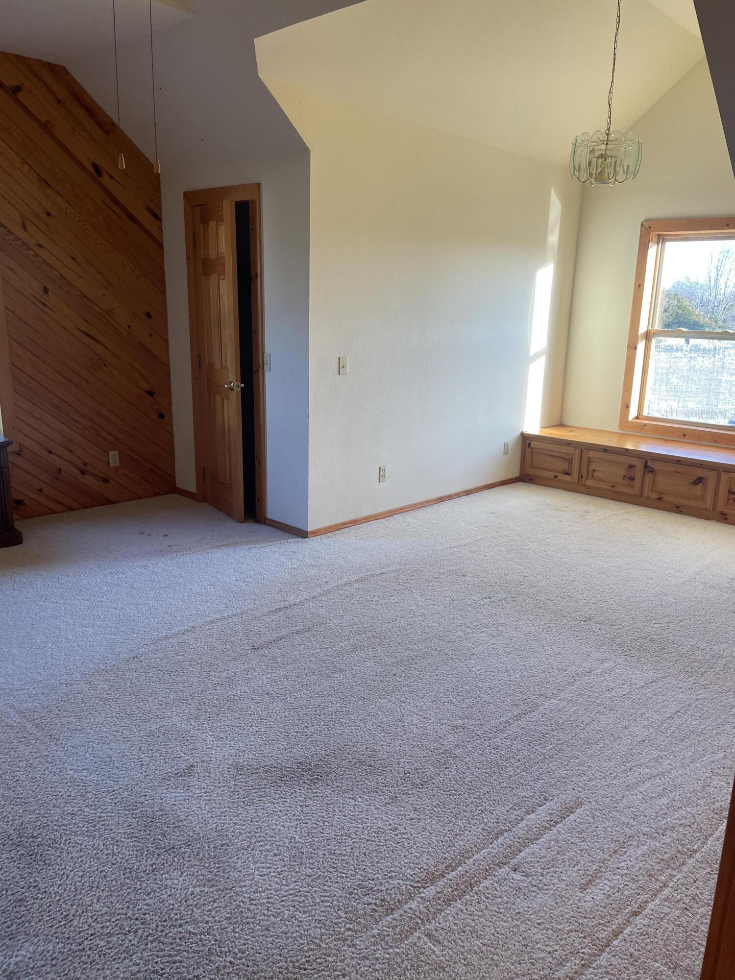 20302 Farm Road 1120 Property Photo 34