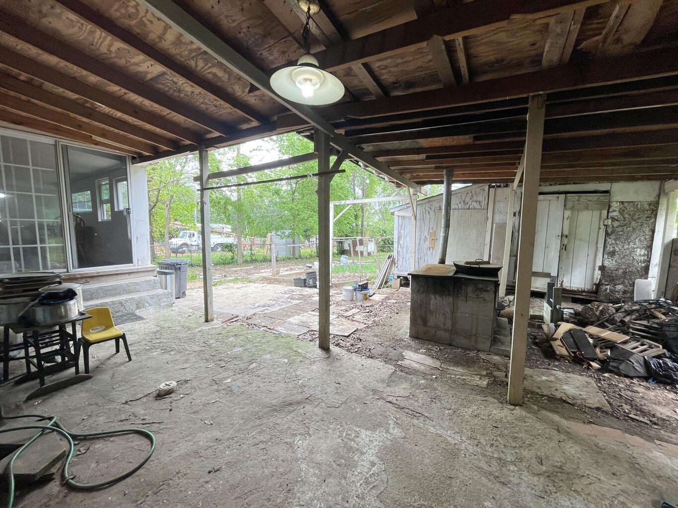 3211 West Madison Street Property Photo 17