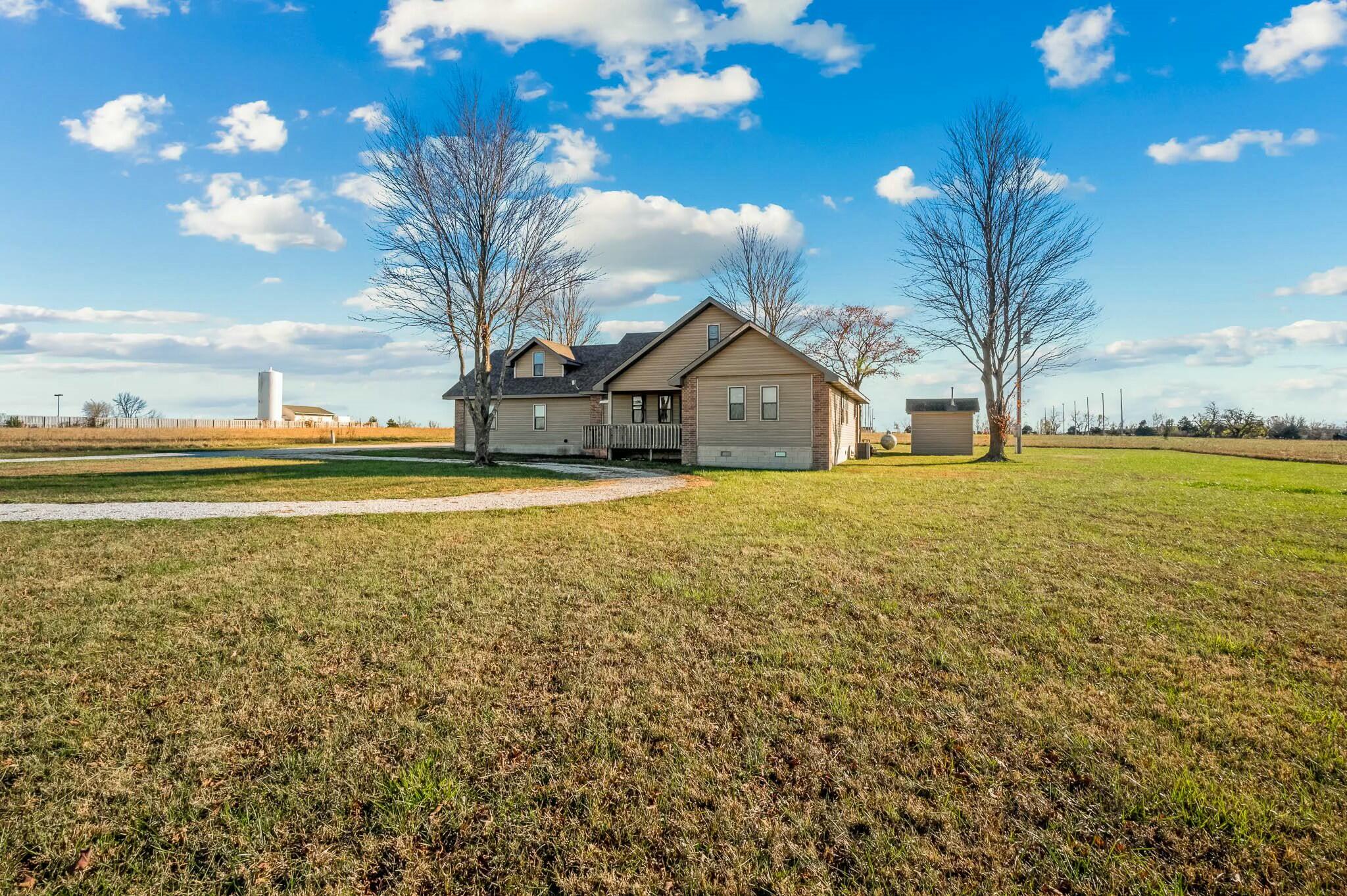 1338 Highway U Property Photo
