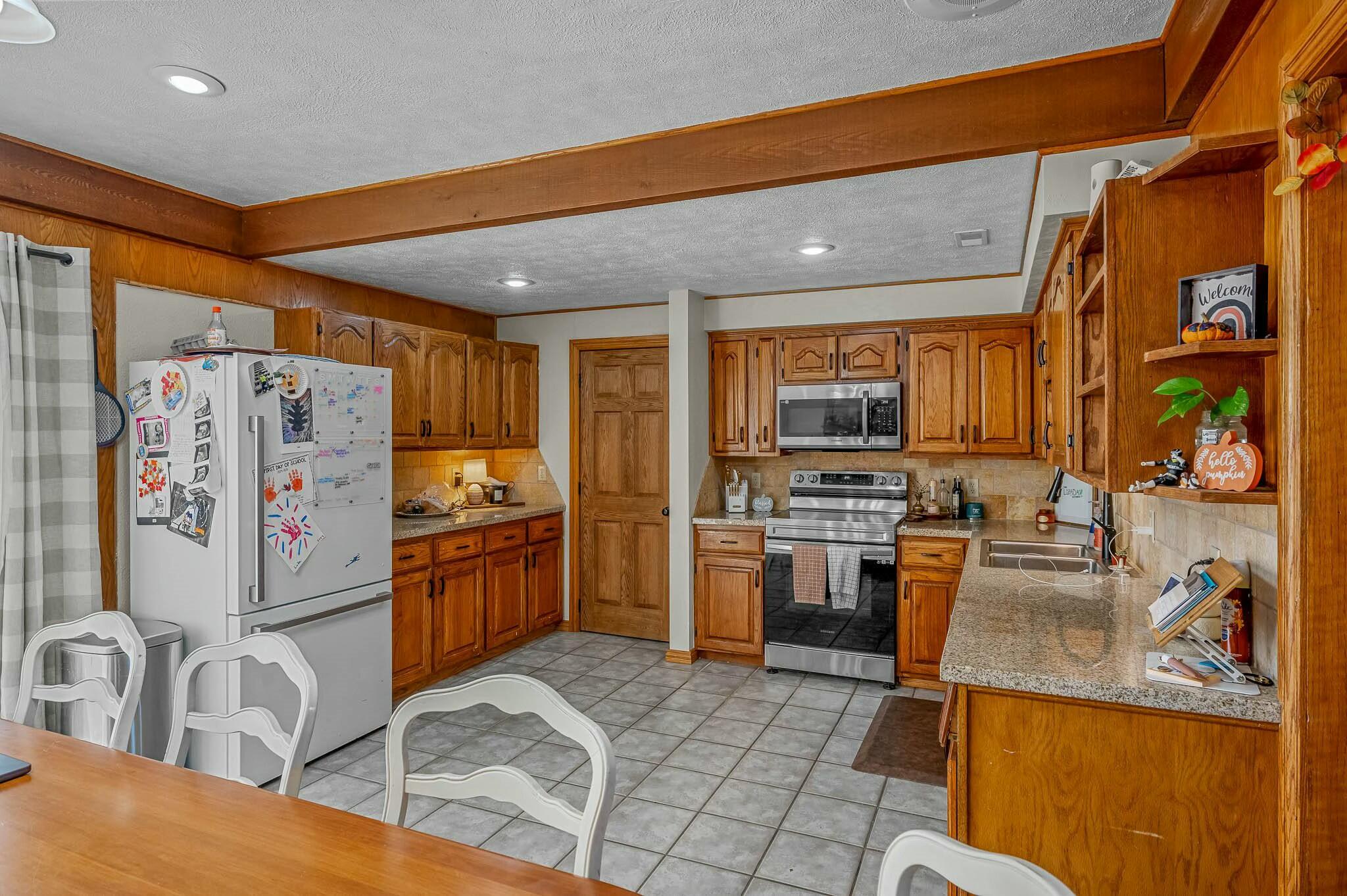 1338 Highway U Property Photo 9