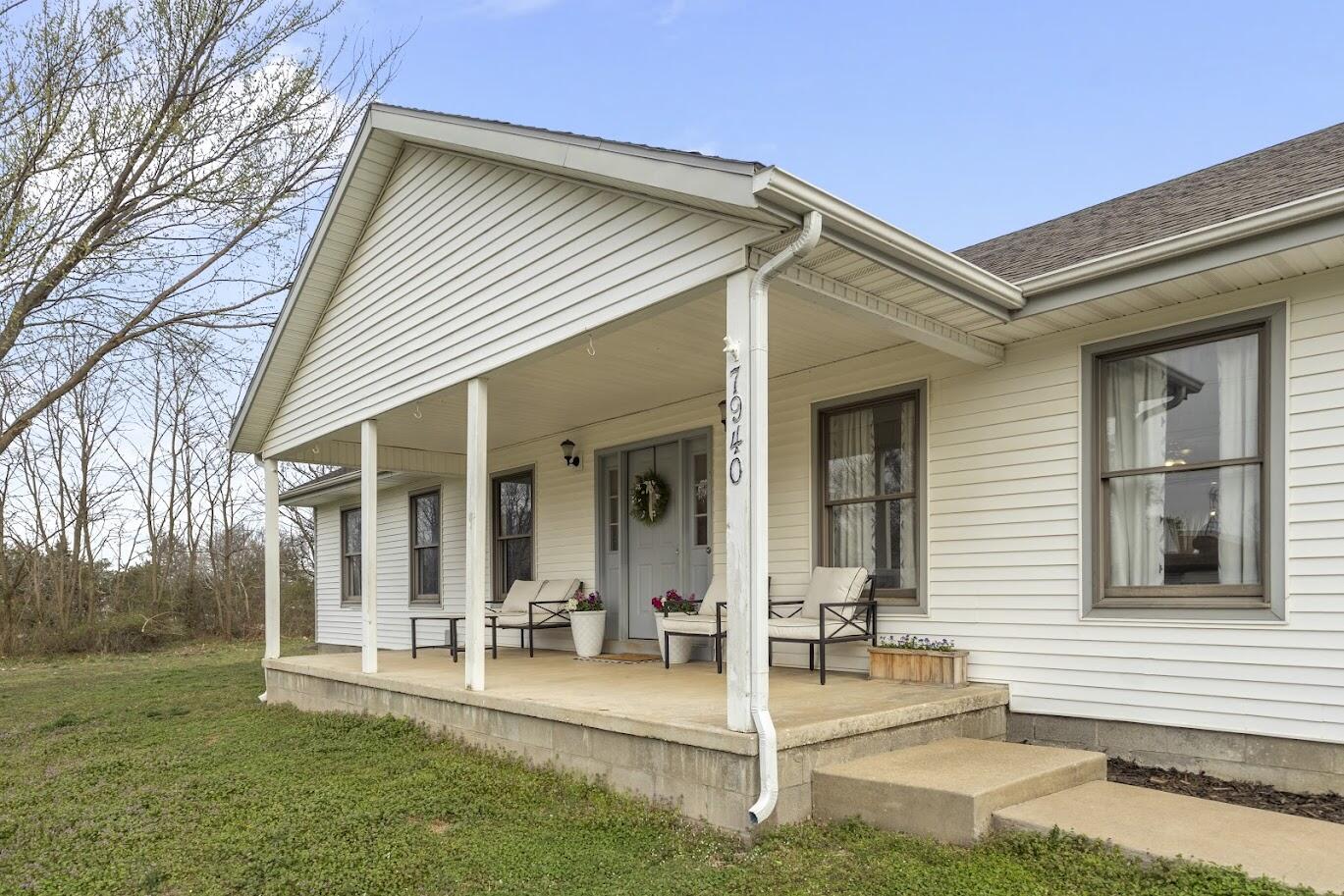 7940 Locust Street Property Photo 5