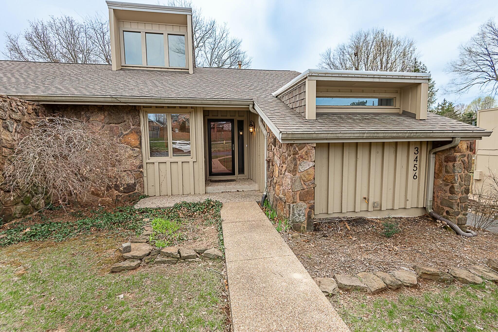 3456 East Catalpa Street Property Photo 3