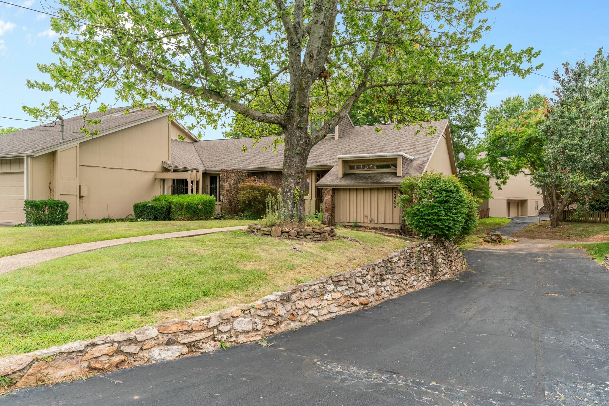 3456 East Catalpa Street Property Photo 4