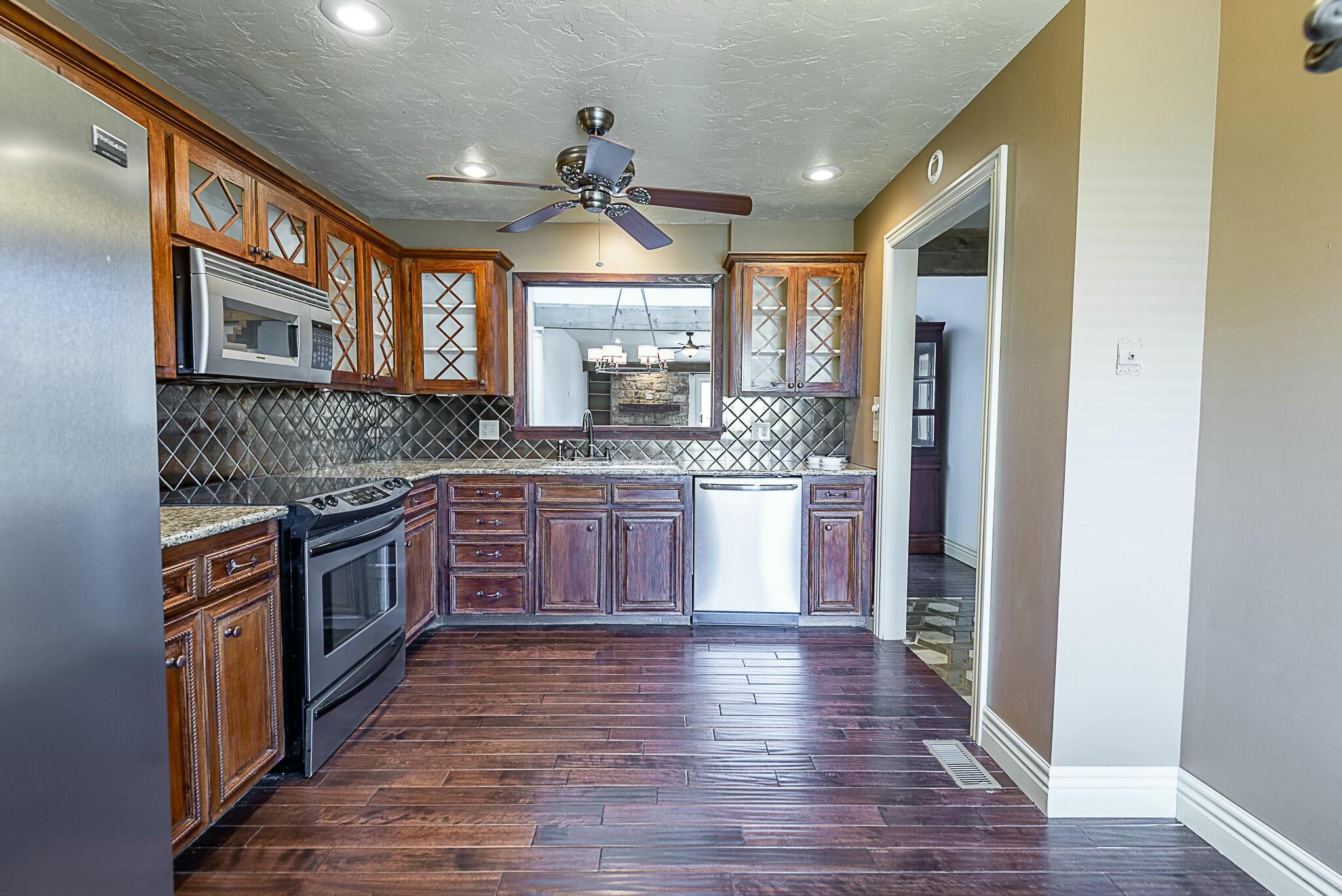 3456 East Catalpa Street Property Photo 9