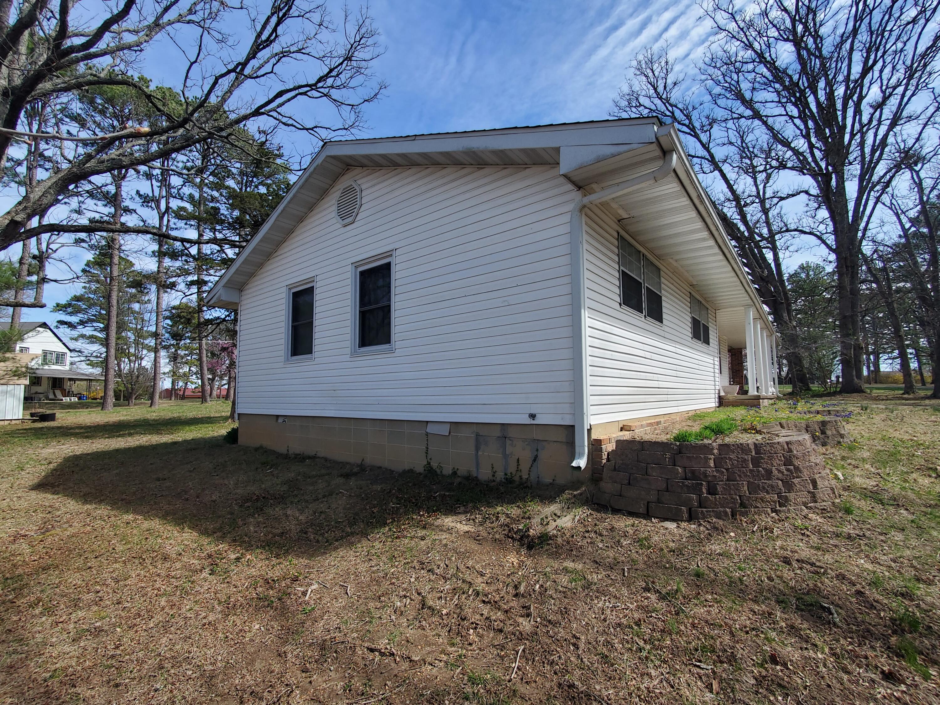 528 Dogwood Lane Property Photo 3