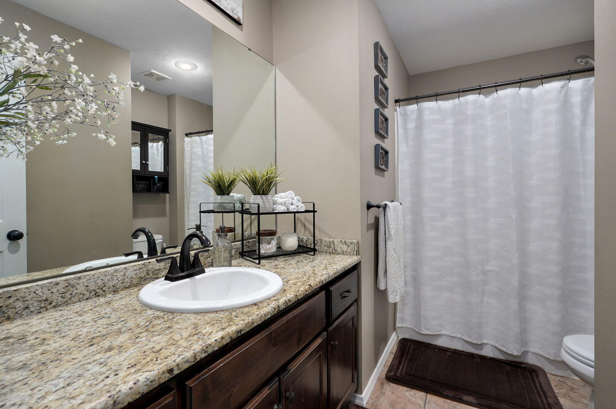 2023 South Fisk Avenue Property Photo 22