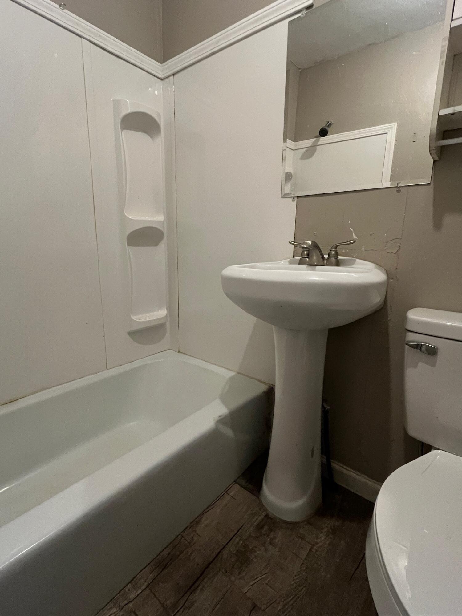 112 South Western Avenue Property Photo 12