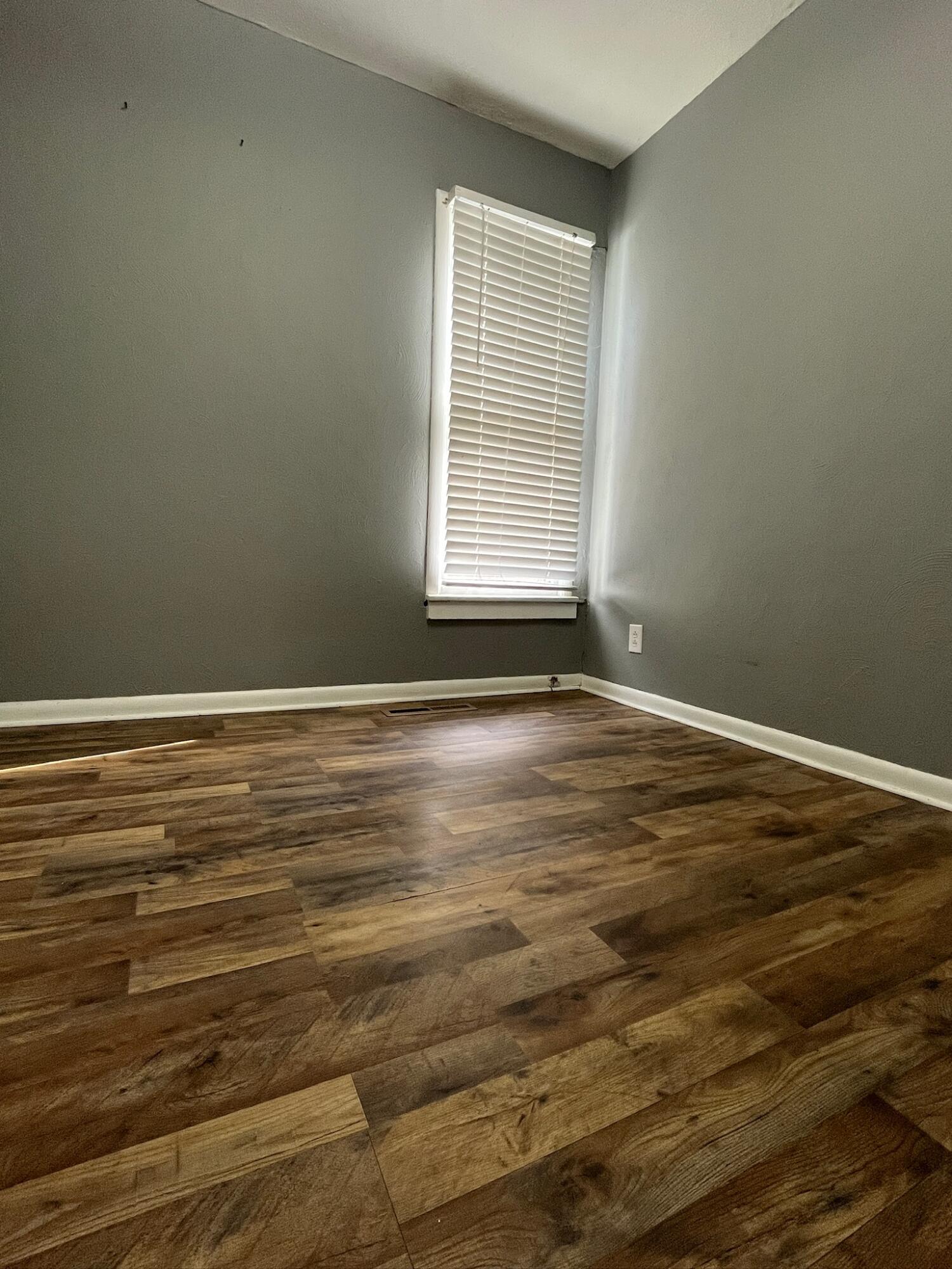 112 South Western Avenue Property Photo 14