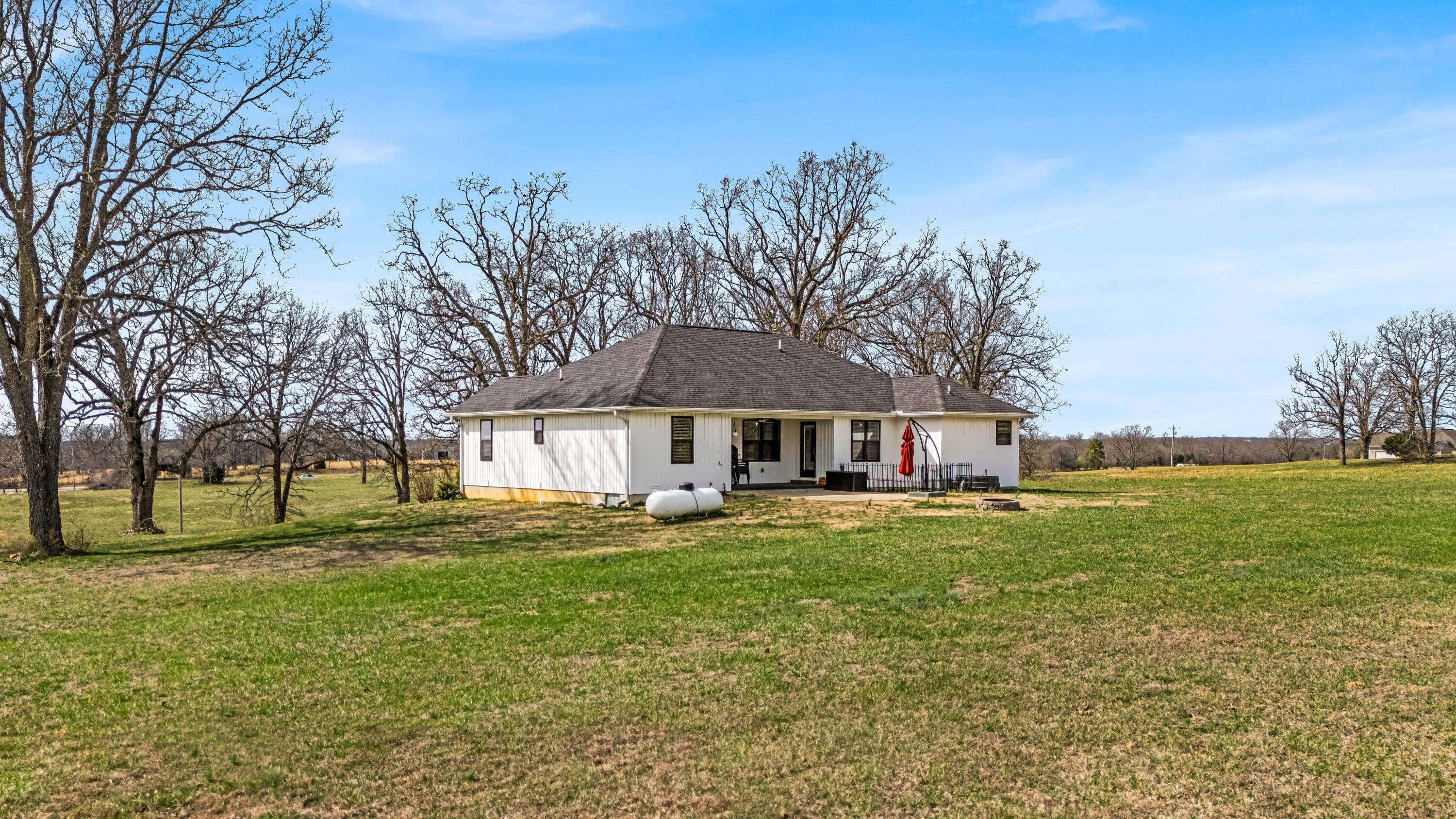 5400 Private Road 1351 Property Photo 35