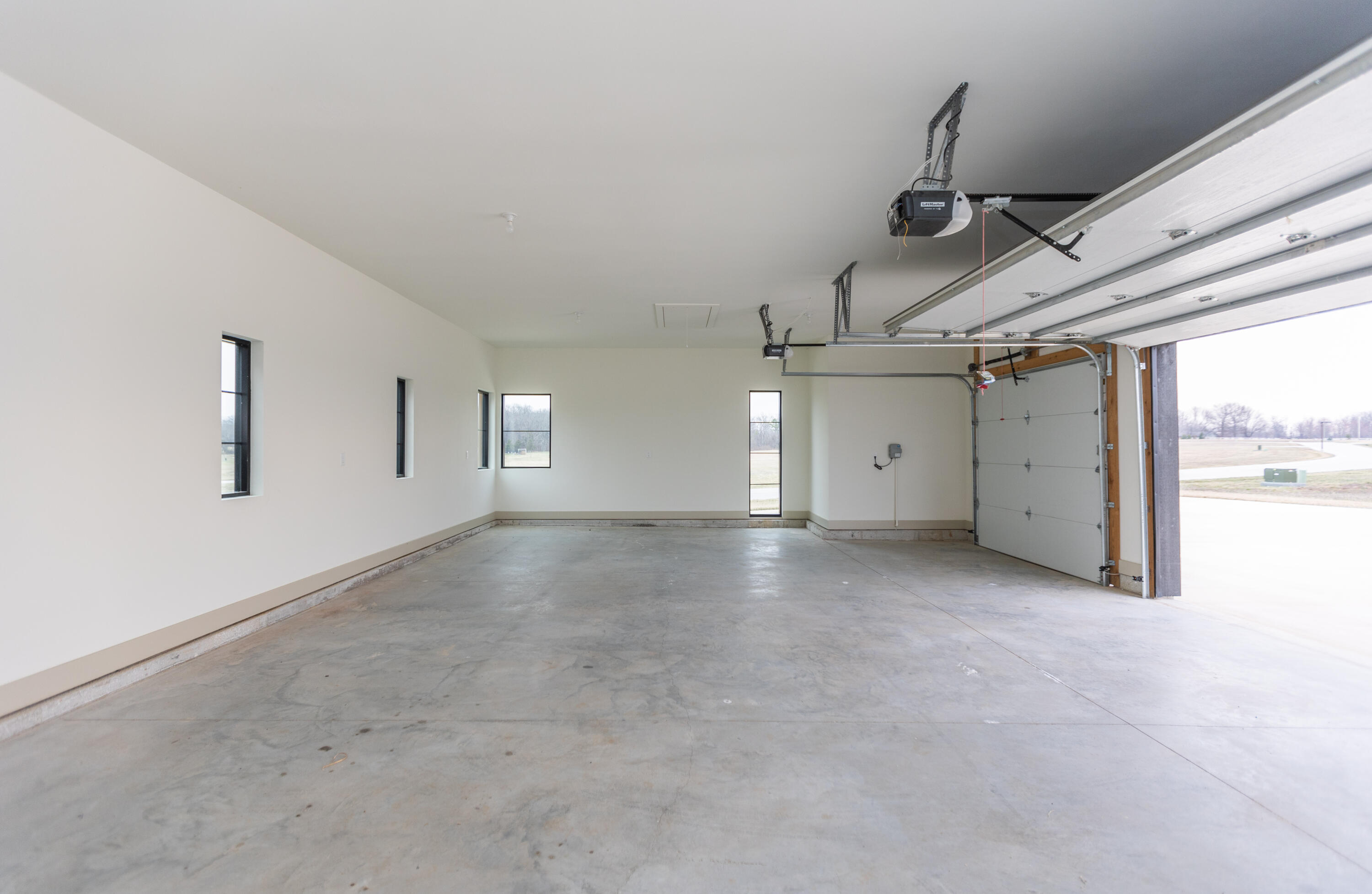 269 East Wisteria Lane Property Photo 30
