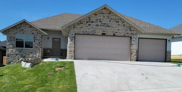 658 West Pinewood Street Property Photo 1