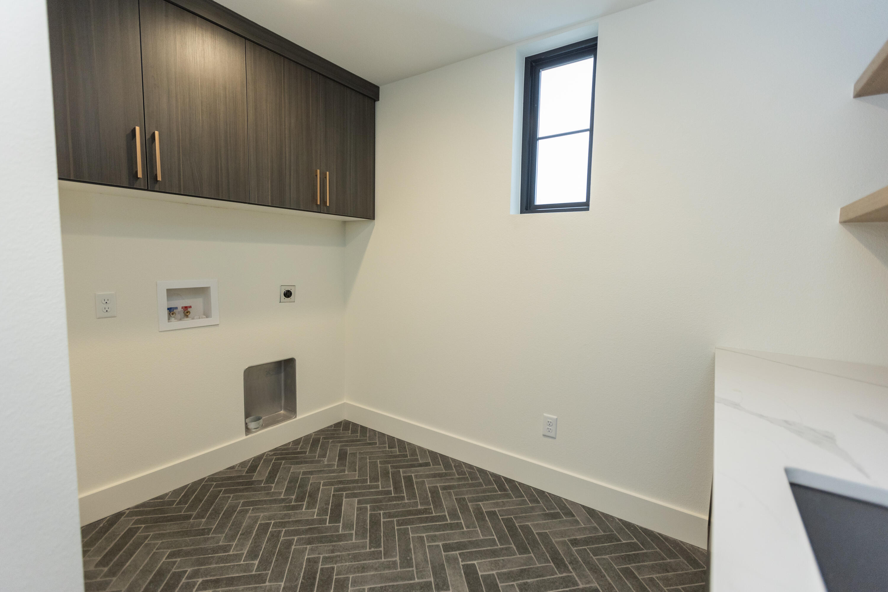178 East Wisteria Lane Property Photo 33