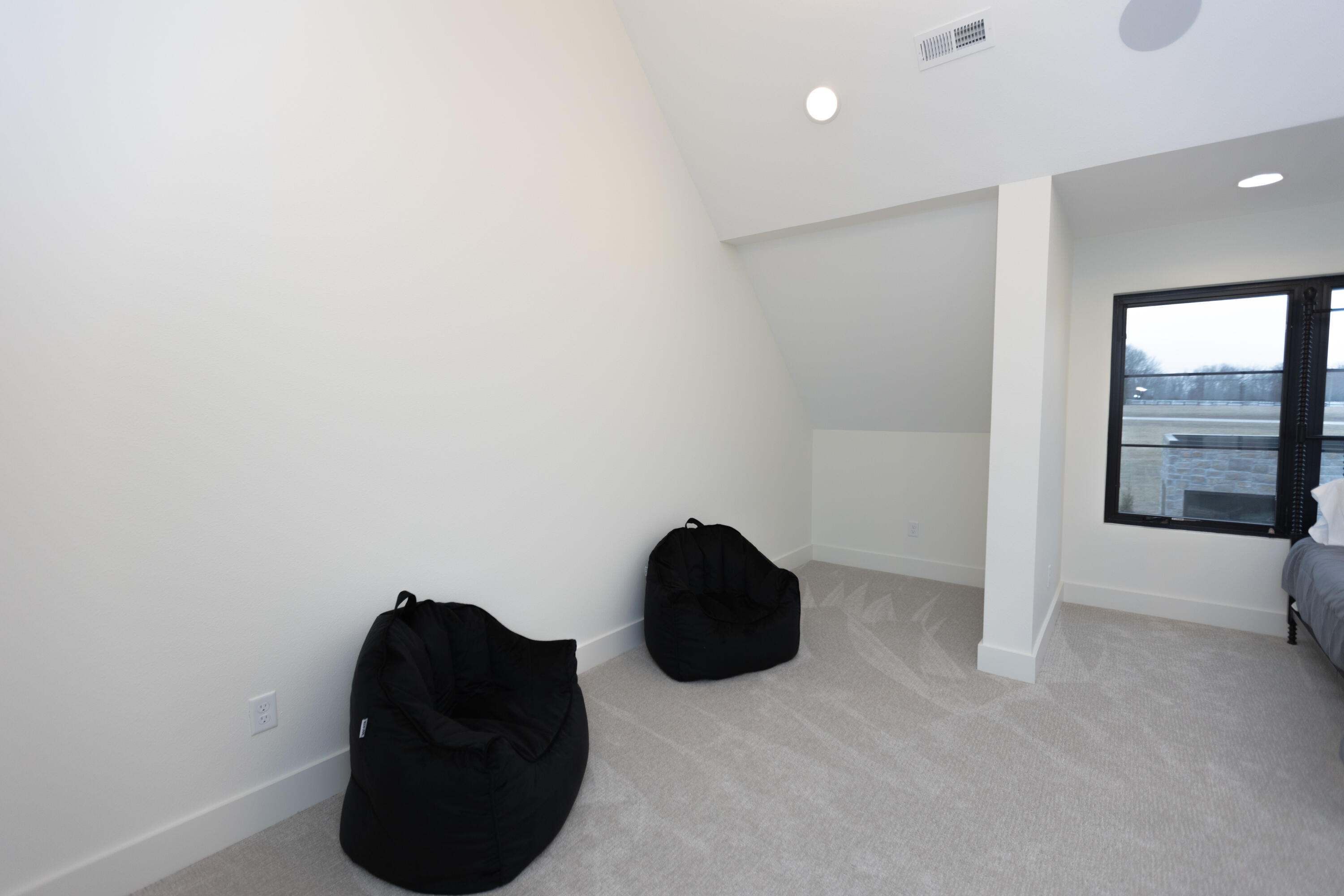 178 East Wisteria Lane Property Photo 64