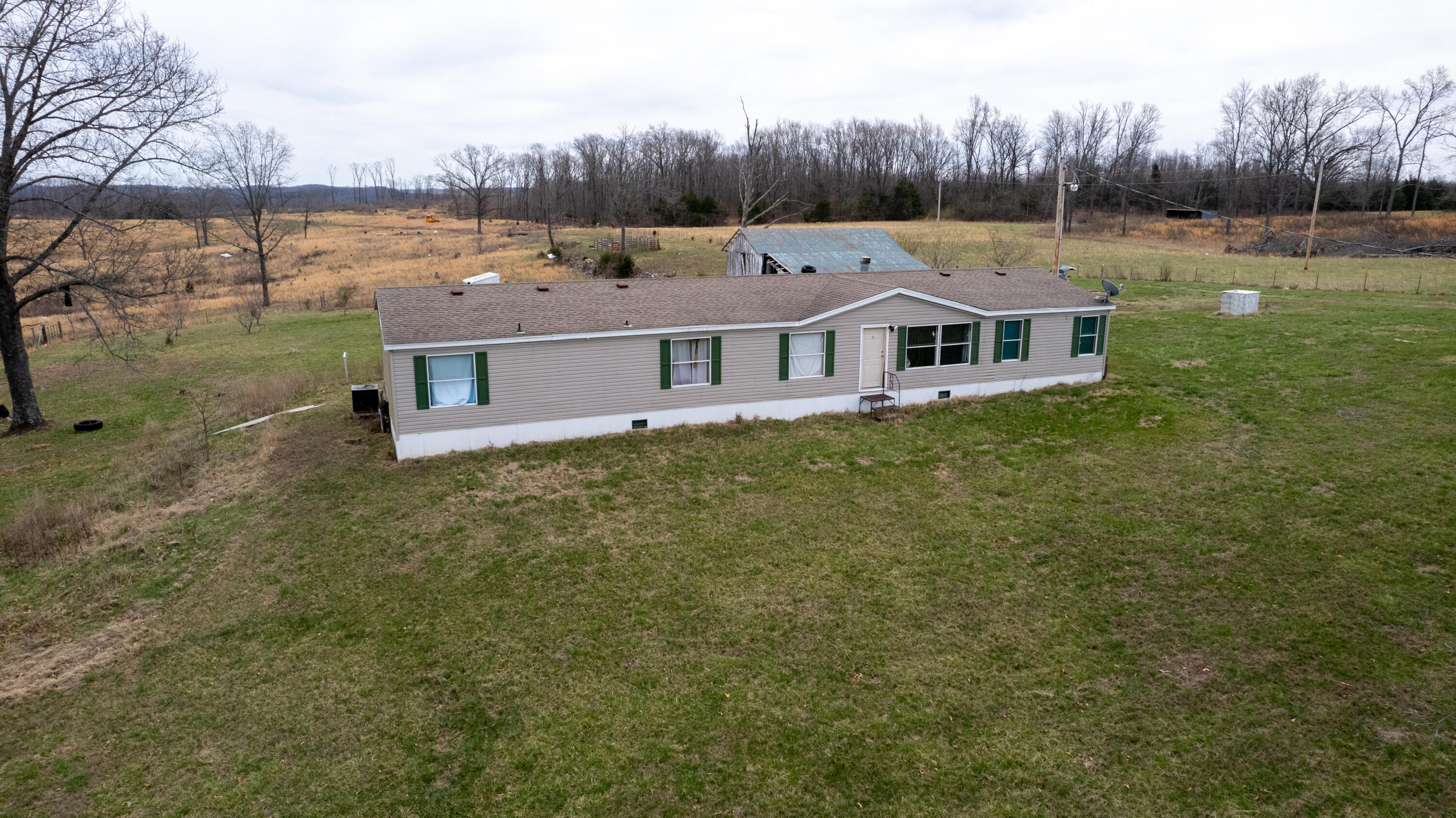 1032 County Road Property Photo 3