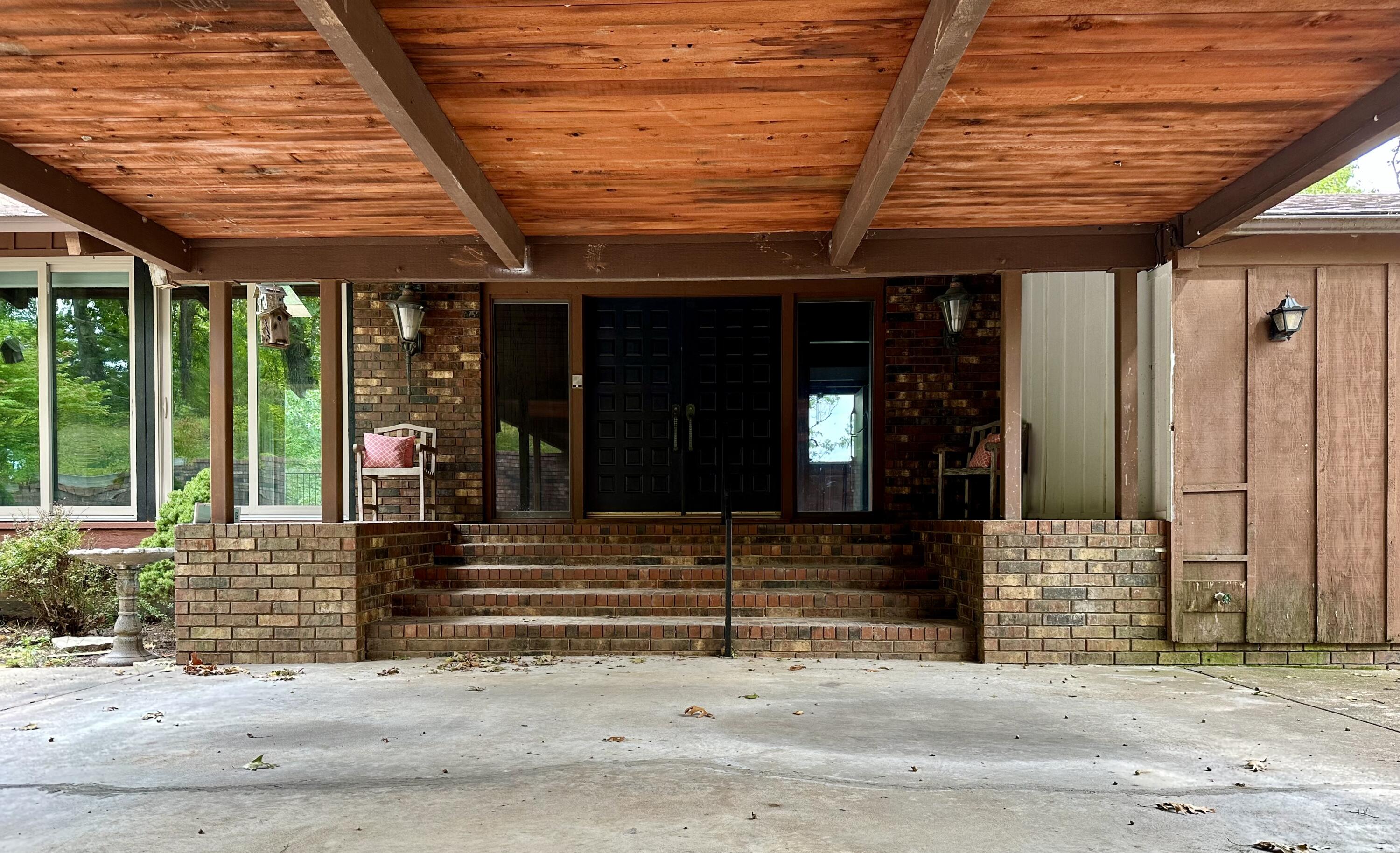 21866 Oak Ridge Drive Property Photo 6