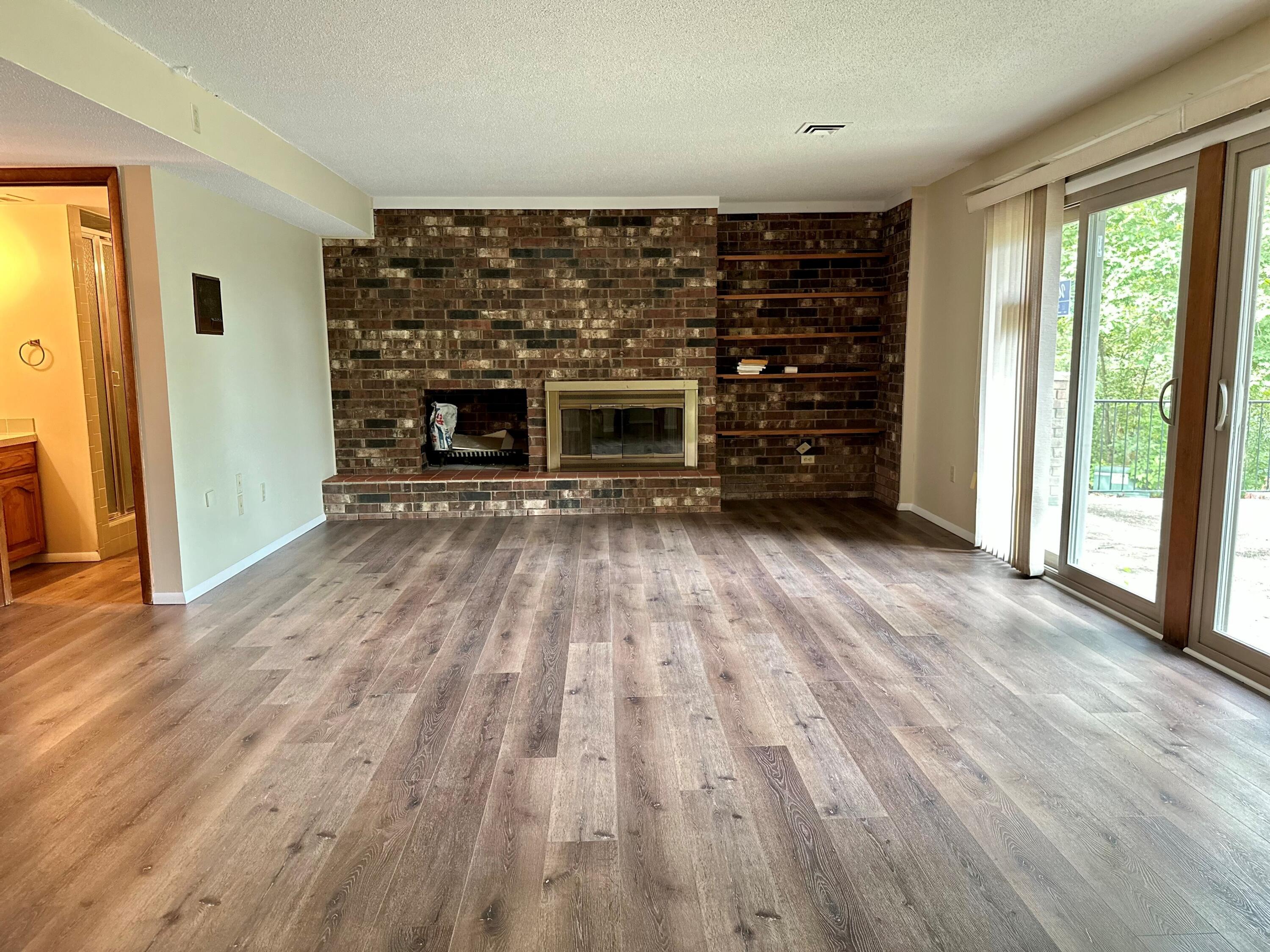 21866 Oak Ridge Drive Property Photo 21