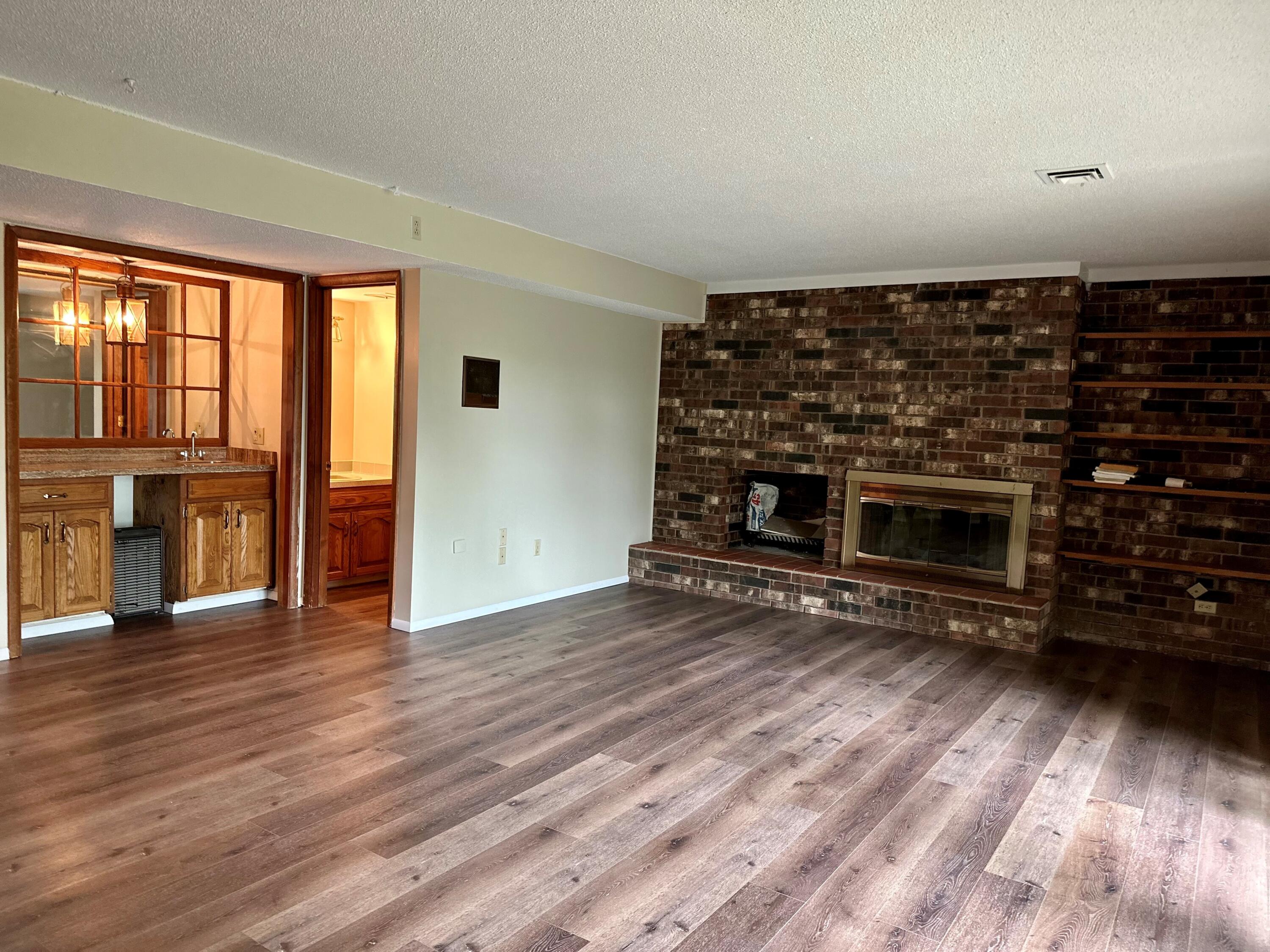 21866 Oak Ridge Drive Property Photo 28