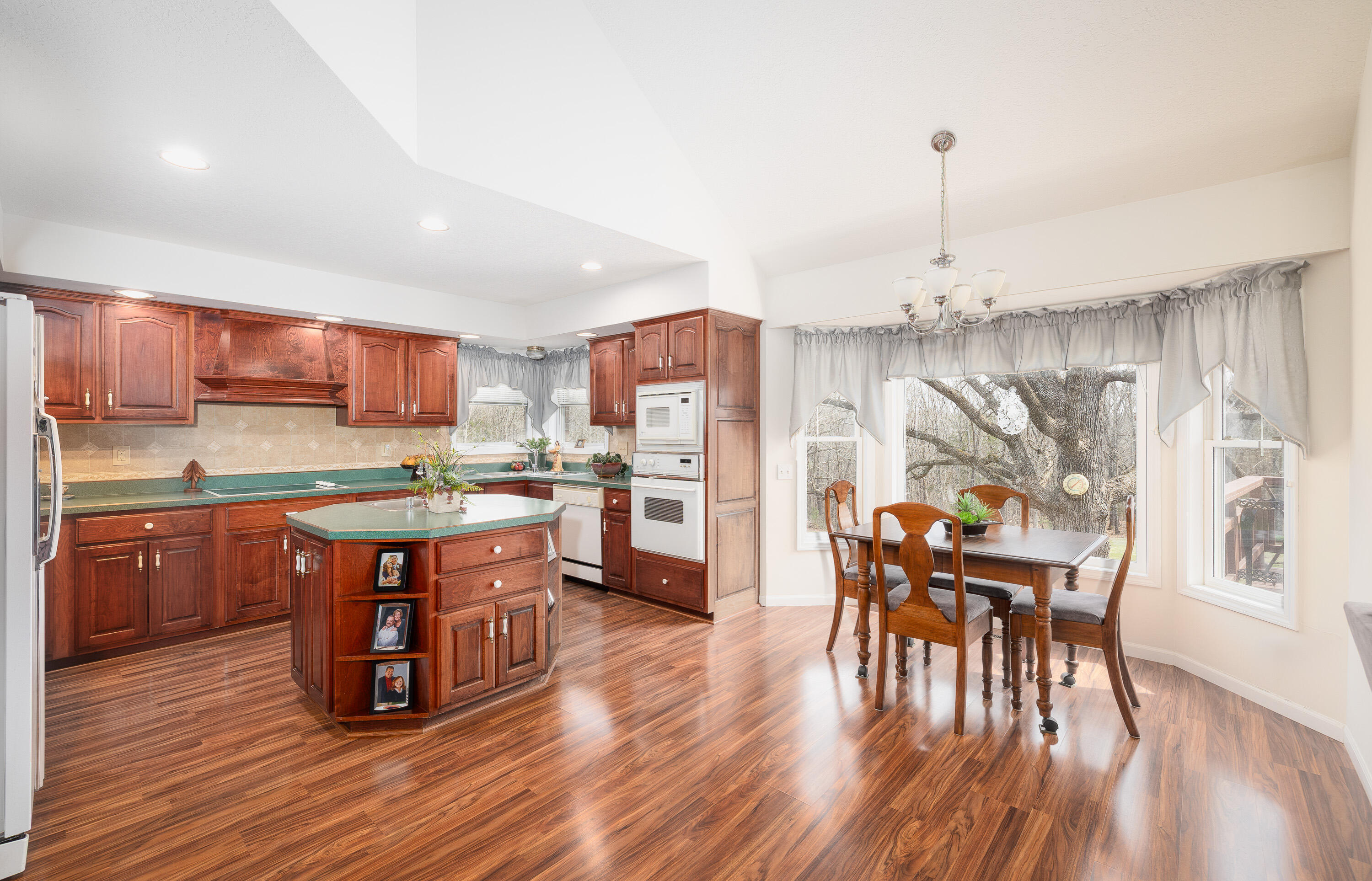 11175 Highway 68 Property Photo 26