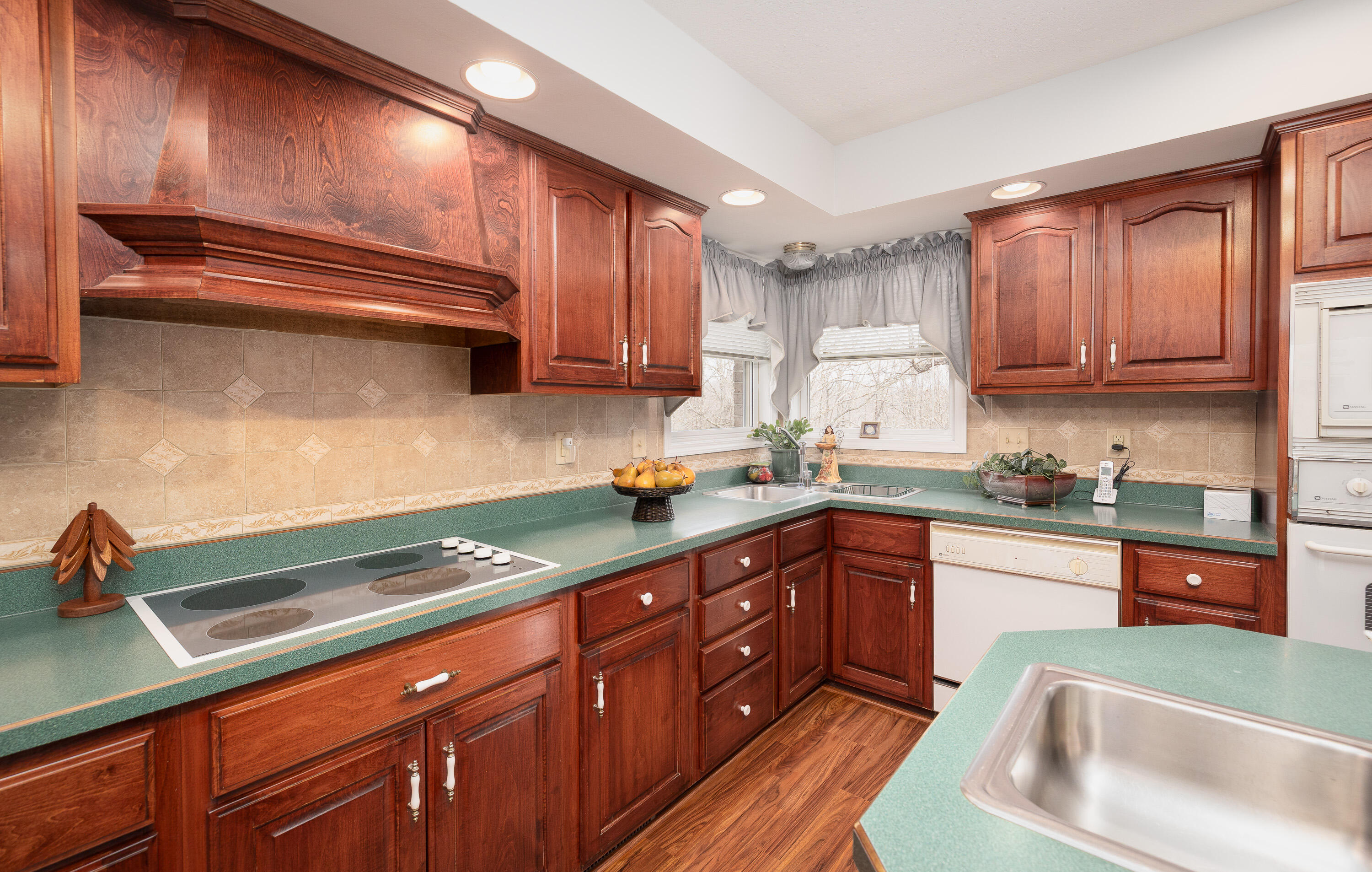 11175 Highway 68 Property Photo 29