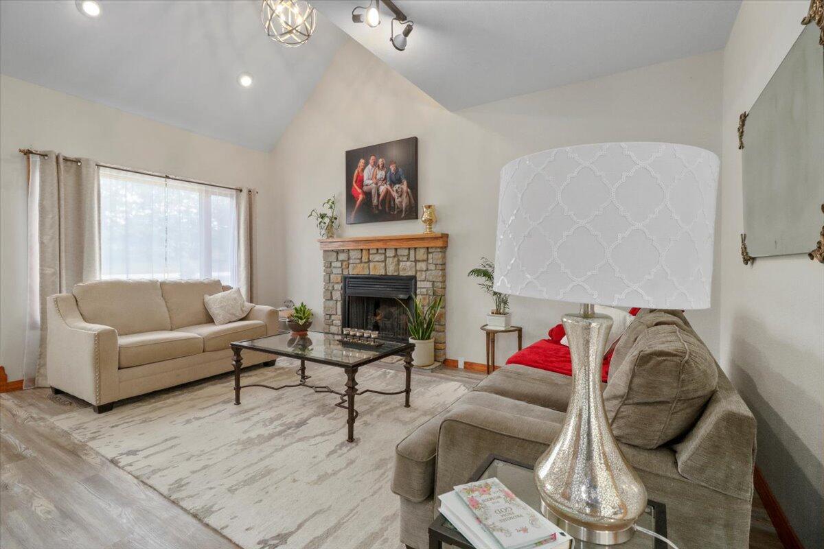 947-c Highway Ad Property Photo 7