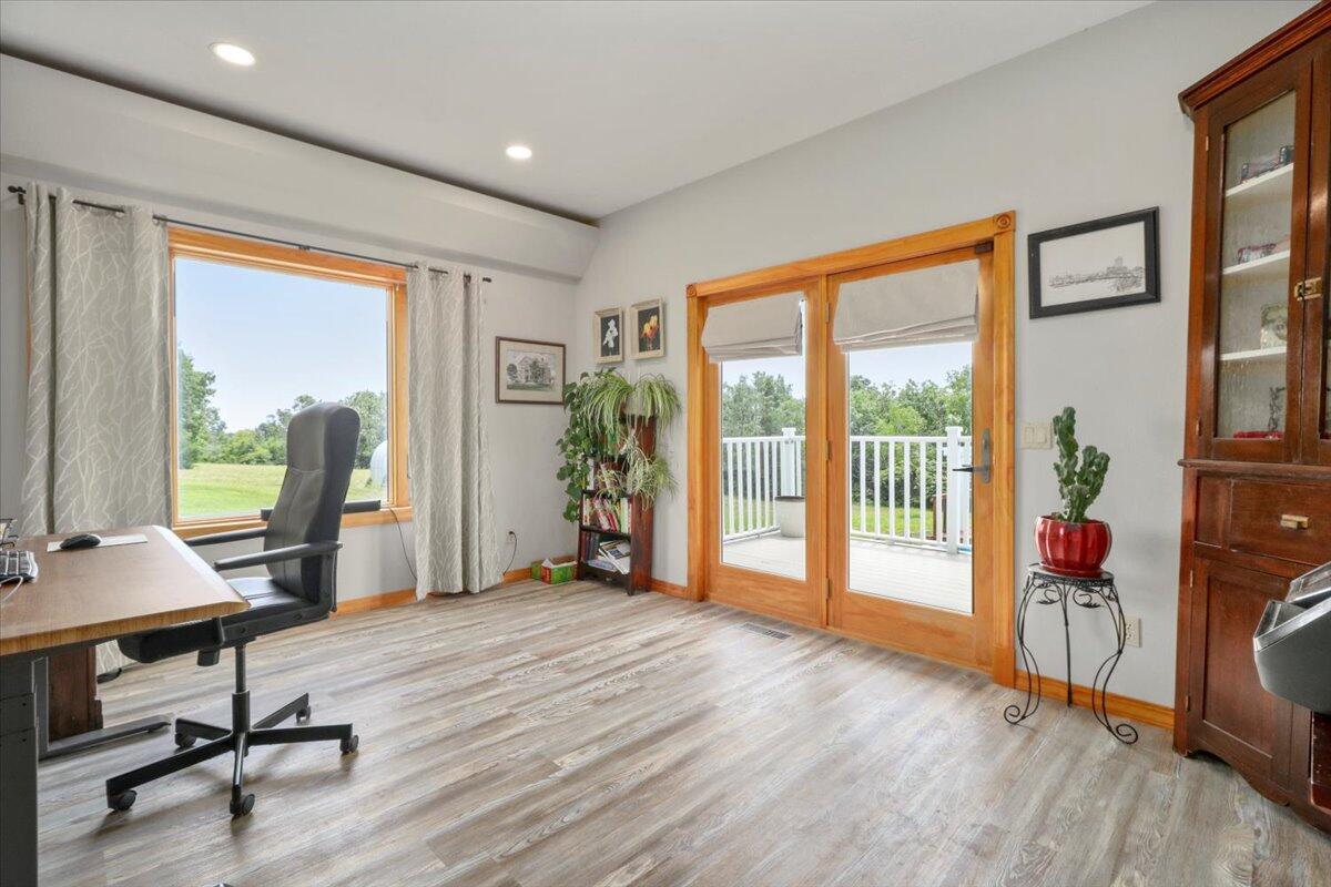 947-c Highway Ad Property Photo 8