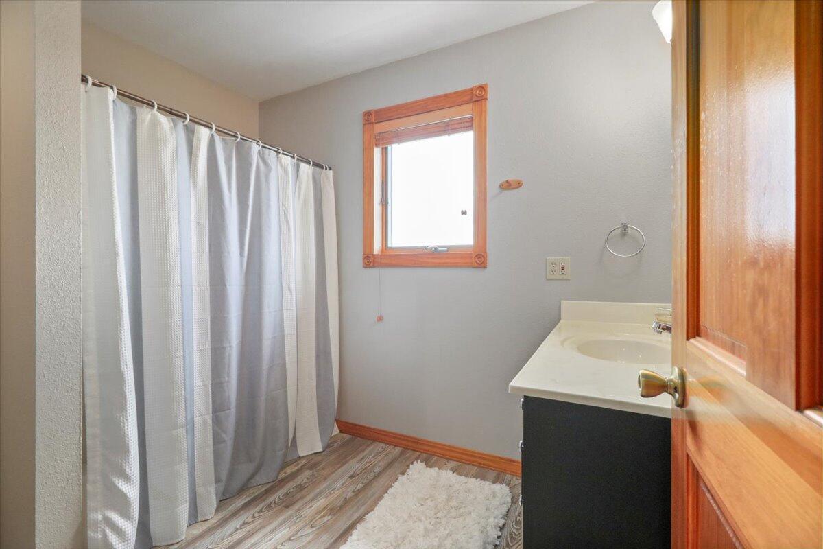 947-c Highway Ad Property Photo 25