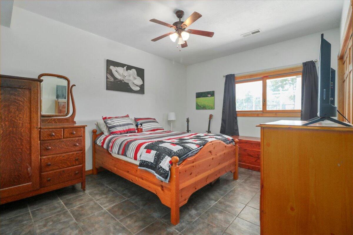 947-c Highway Ad Property Photo 26