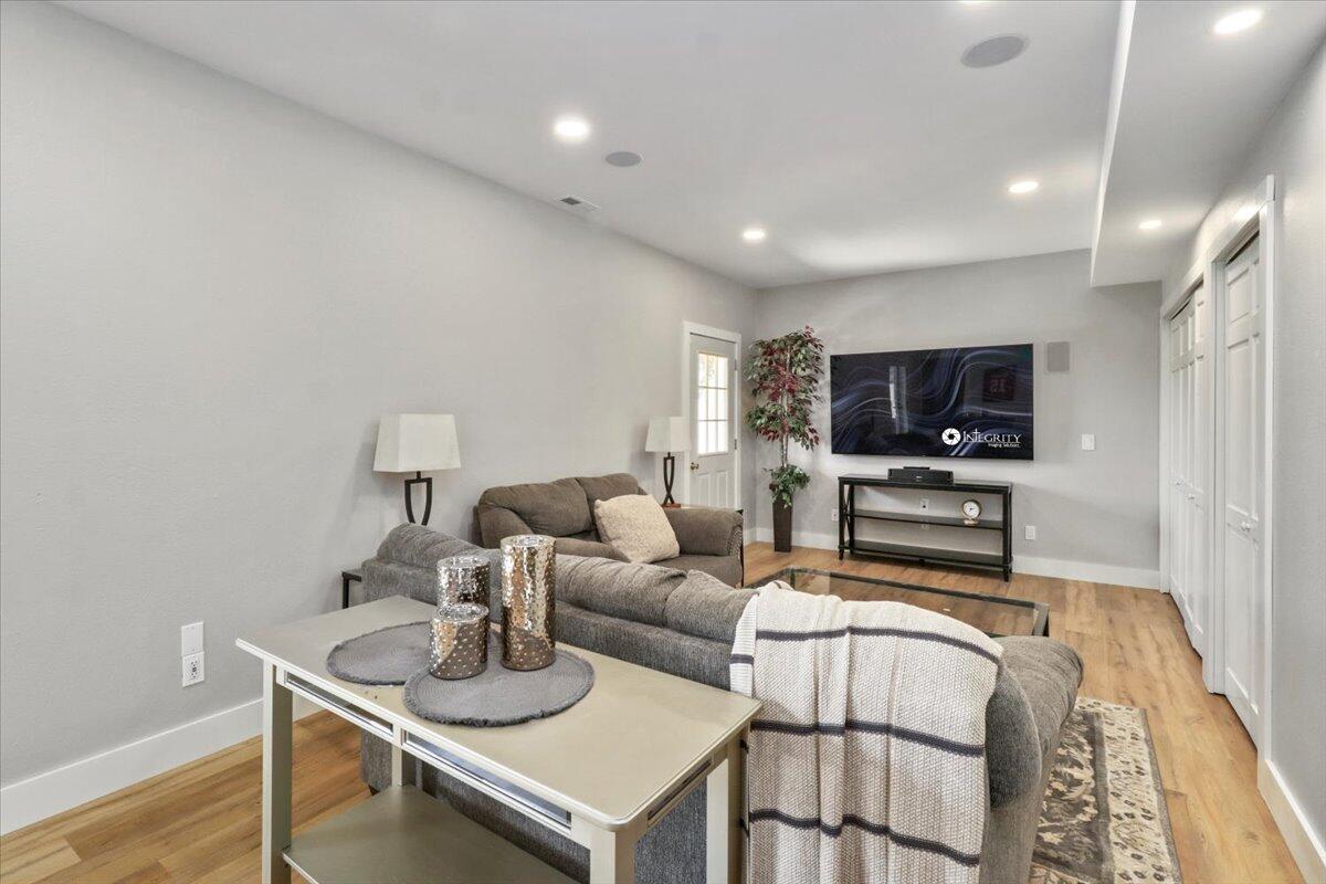 947-c Highway Ad Property Photo 28