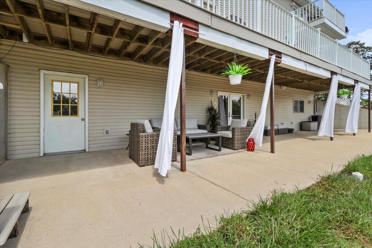 947-c Highway Ad Property Photo 34