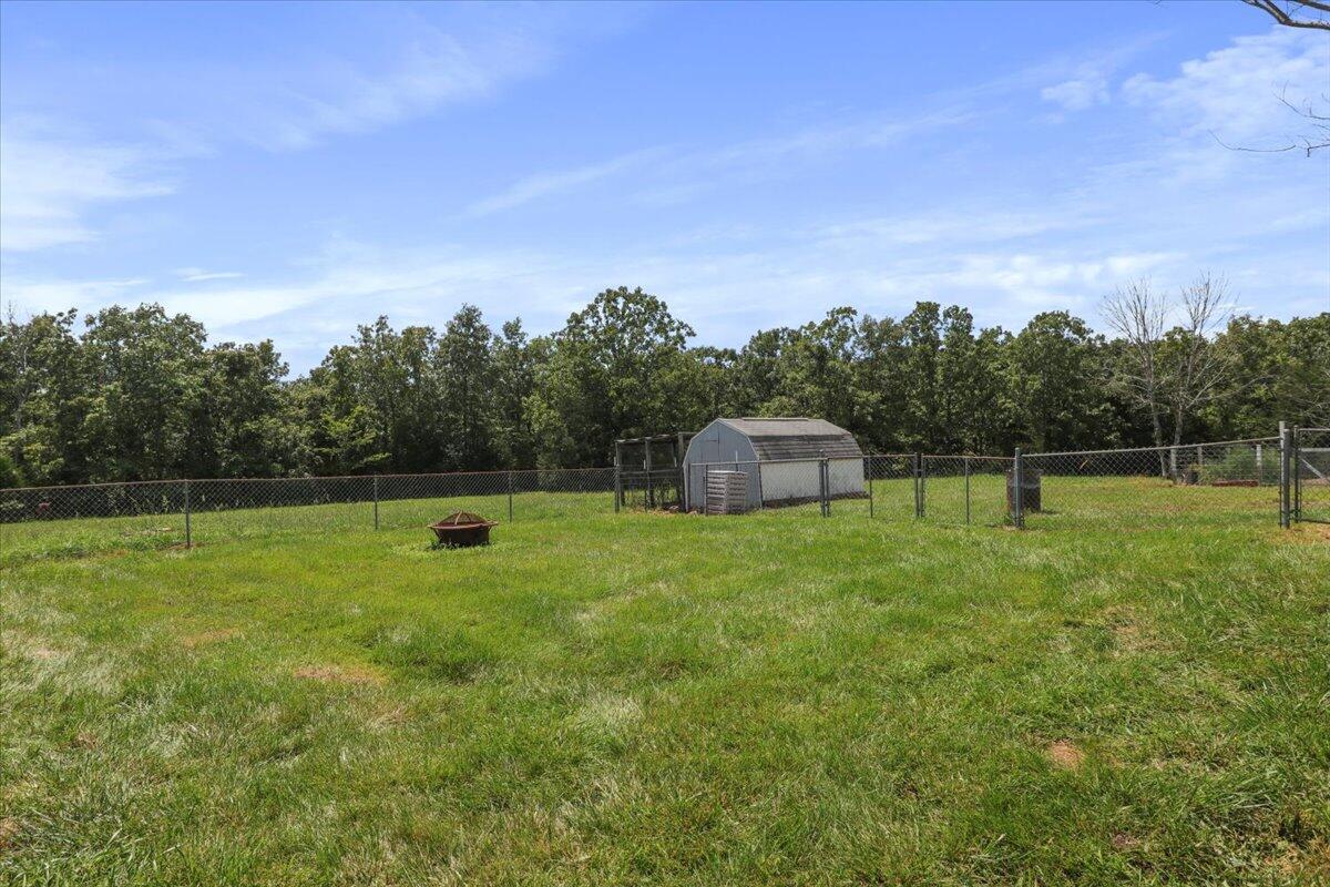 947-c Highway Ad Property Photo 39