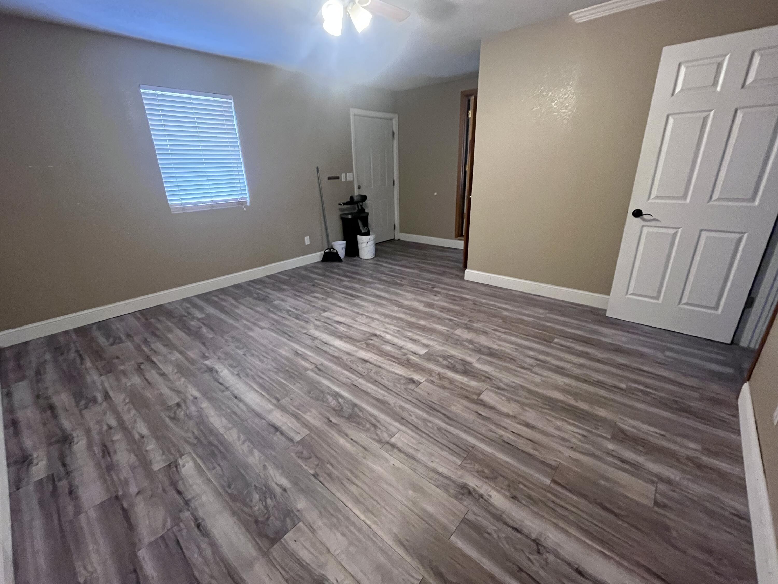 208 North Julie Avenue Property Photo 33