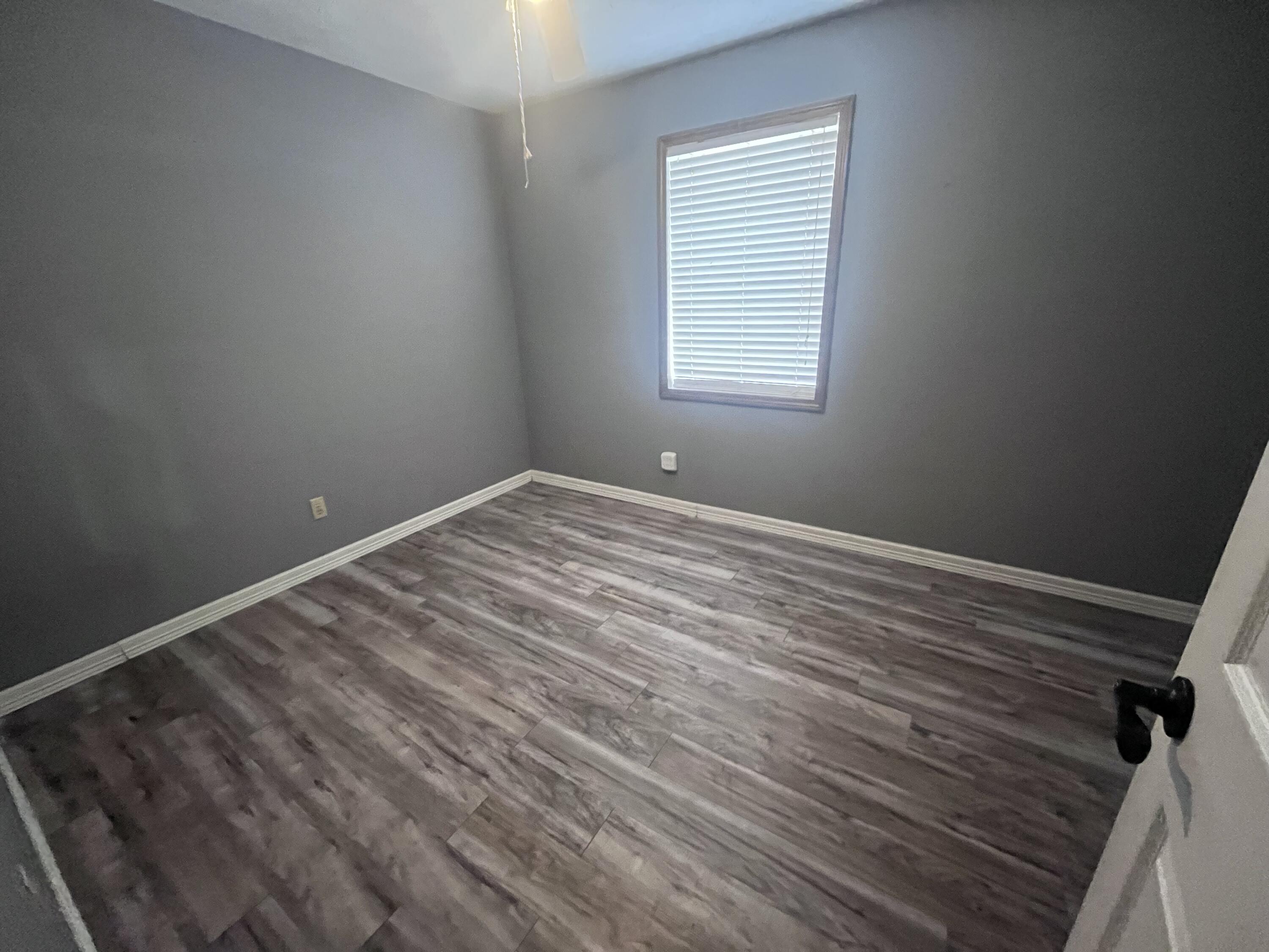 208 North Julie Avenue Property Photo 41