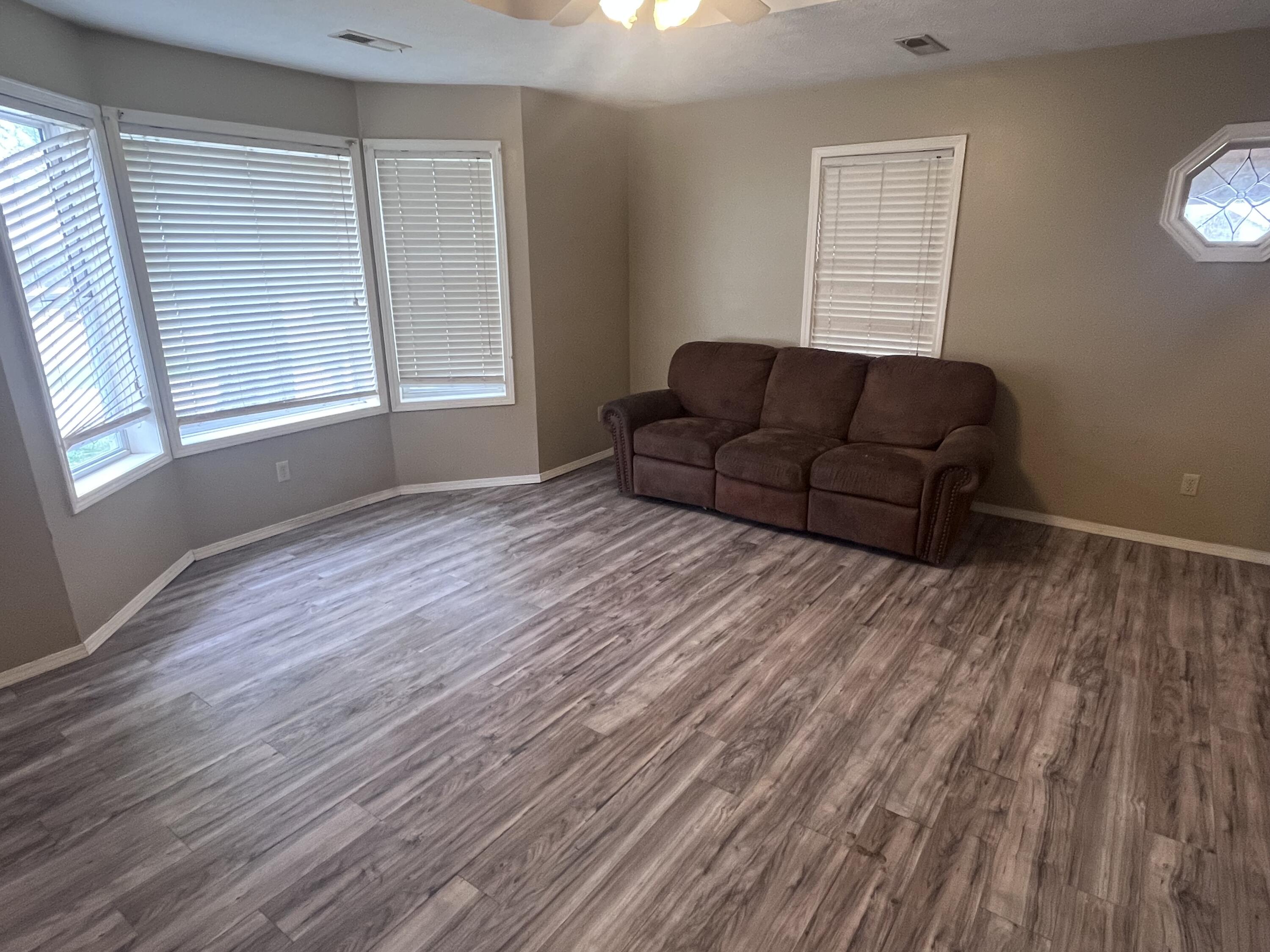 208 North Julie Avenue Property Photo 43