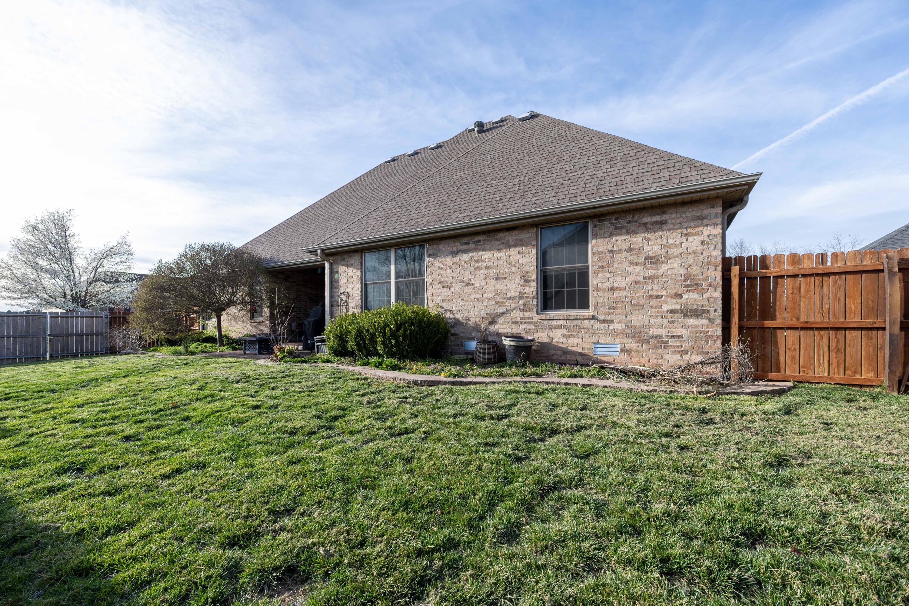922 East Ozark Jubilee Drive Property Photo 35