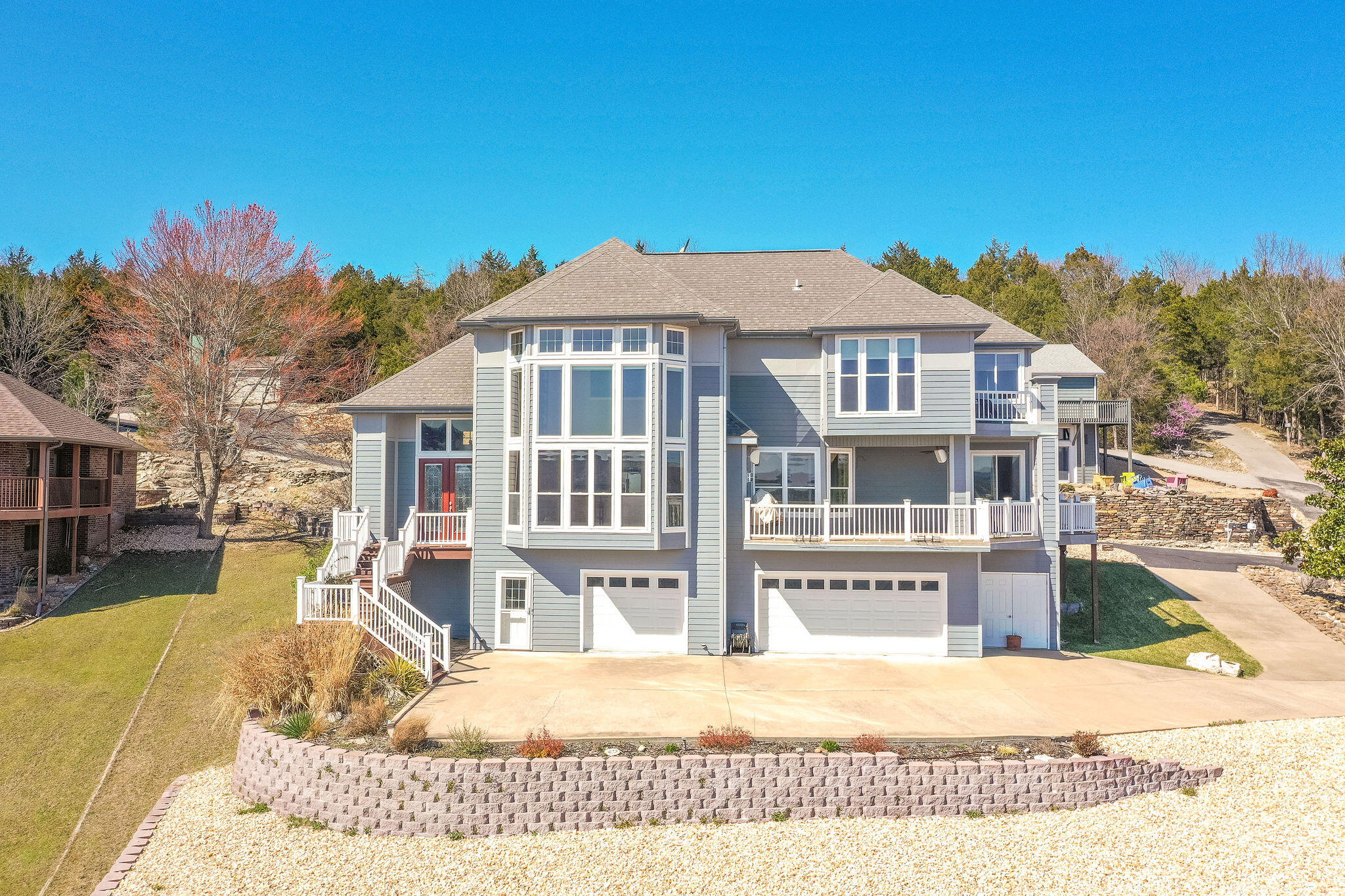 105 Lookout Drive Property Photo 4