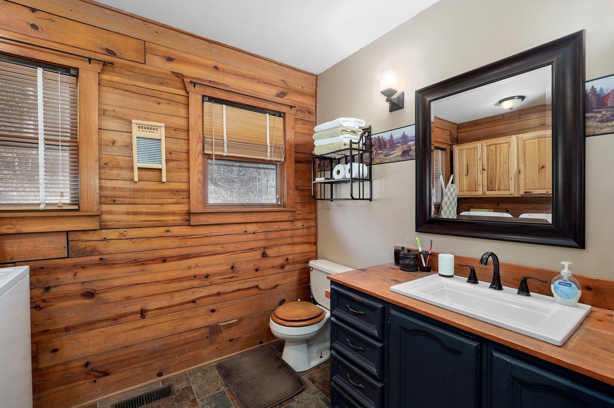 7628 Lawrence 1187 Property Photo 24