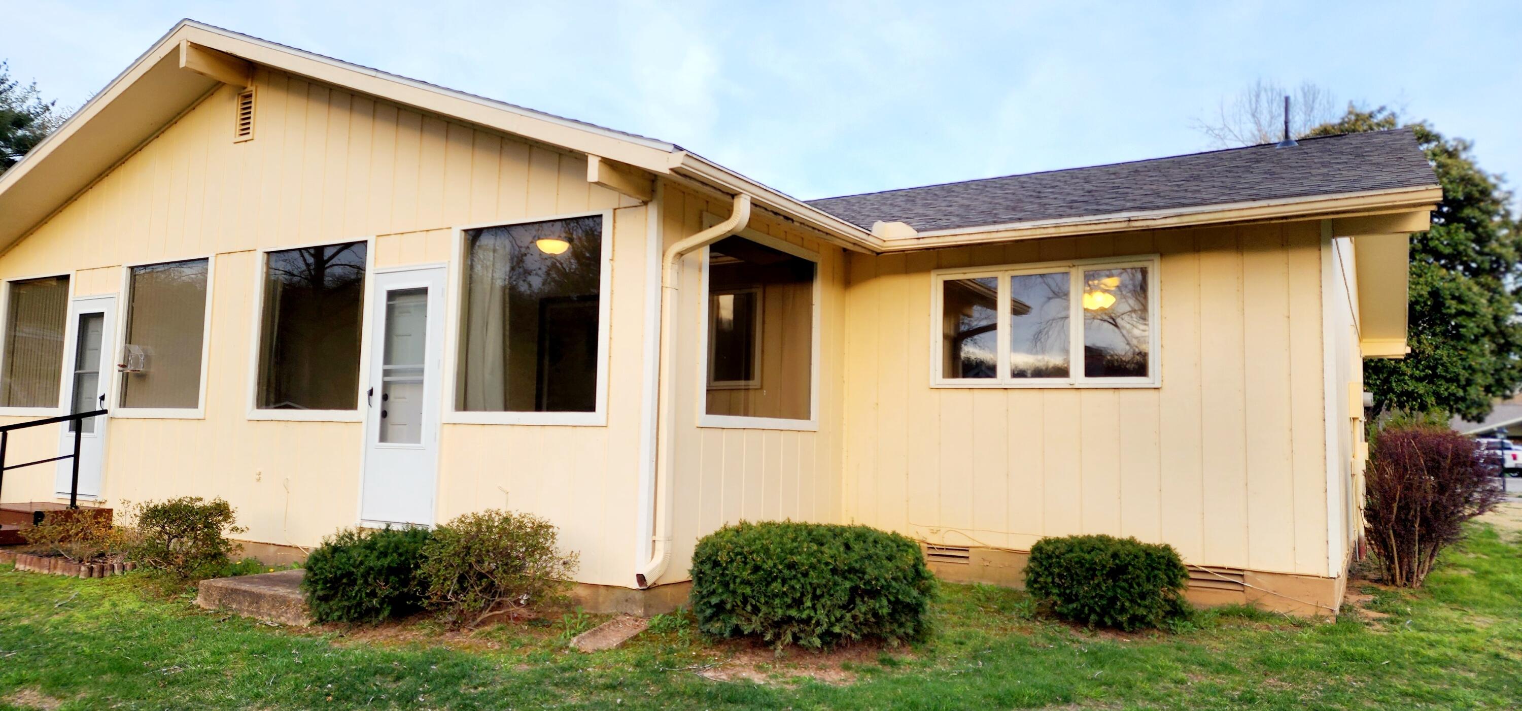 16 Magnolia Court Property Photo