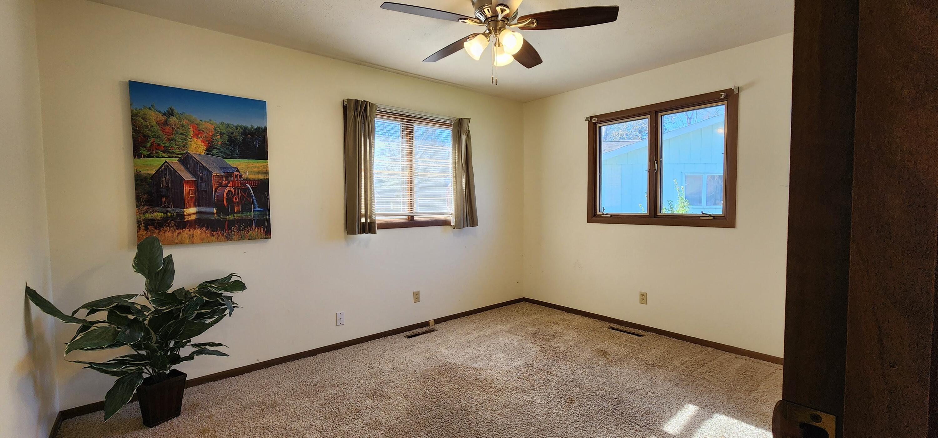 16 Magnolia Court Property Photo 17