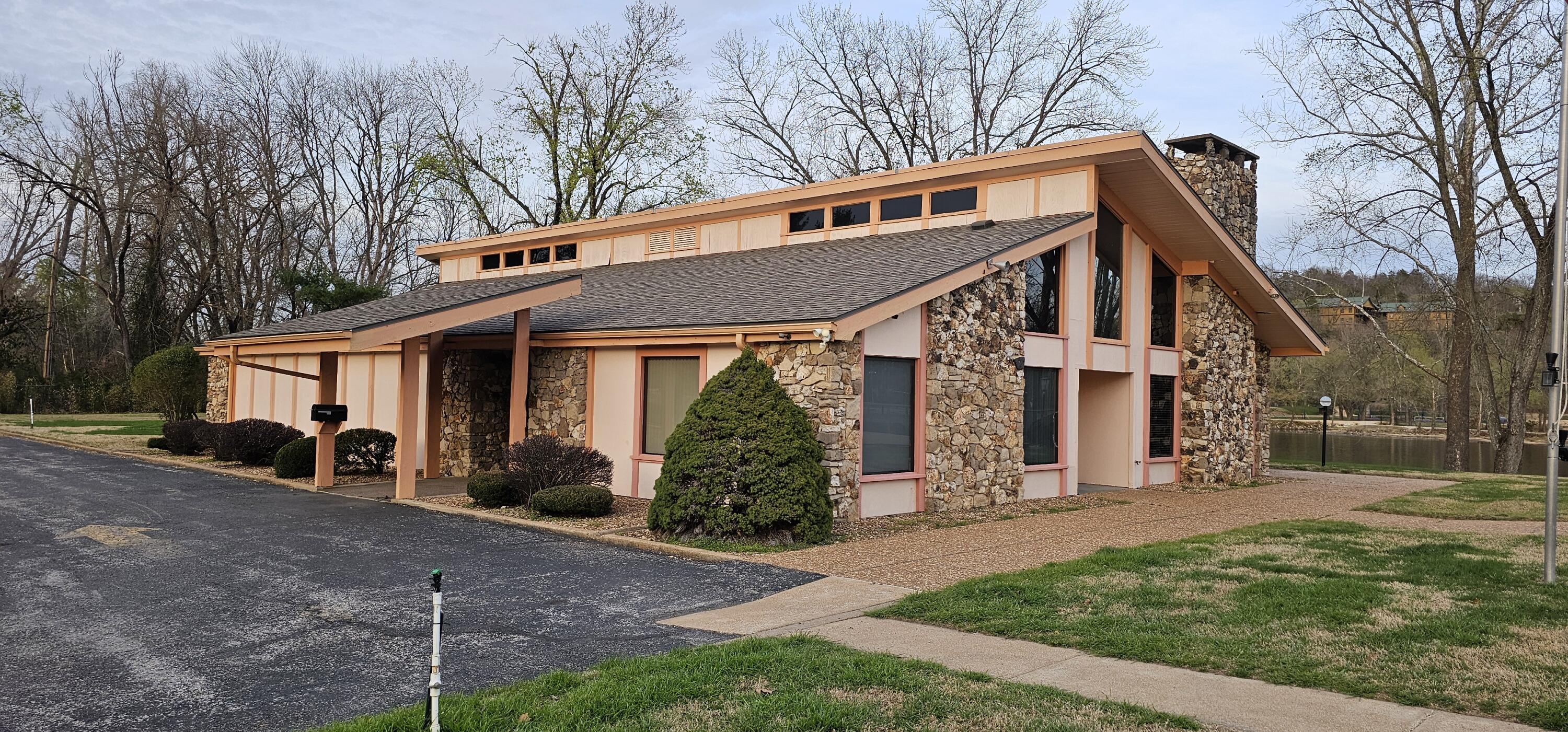 16 Magnolia Court Property Photo 27