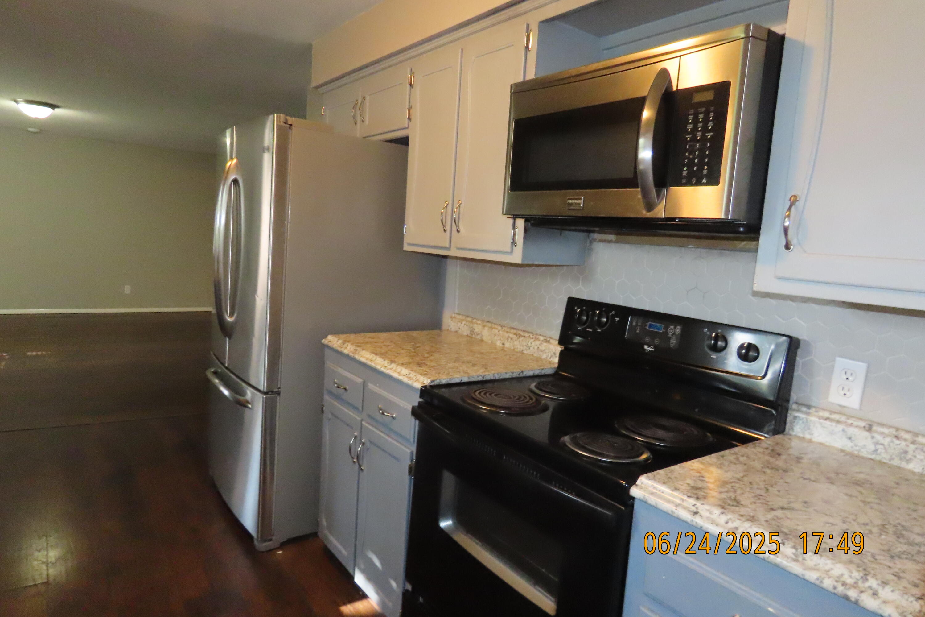 511 South Concordia Avenue Property Photo 13