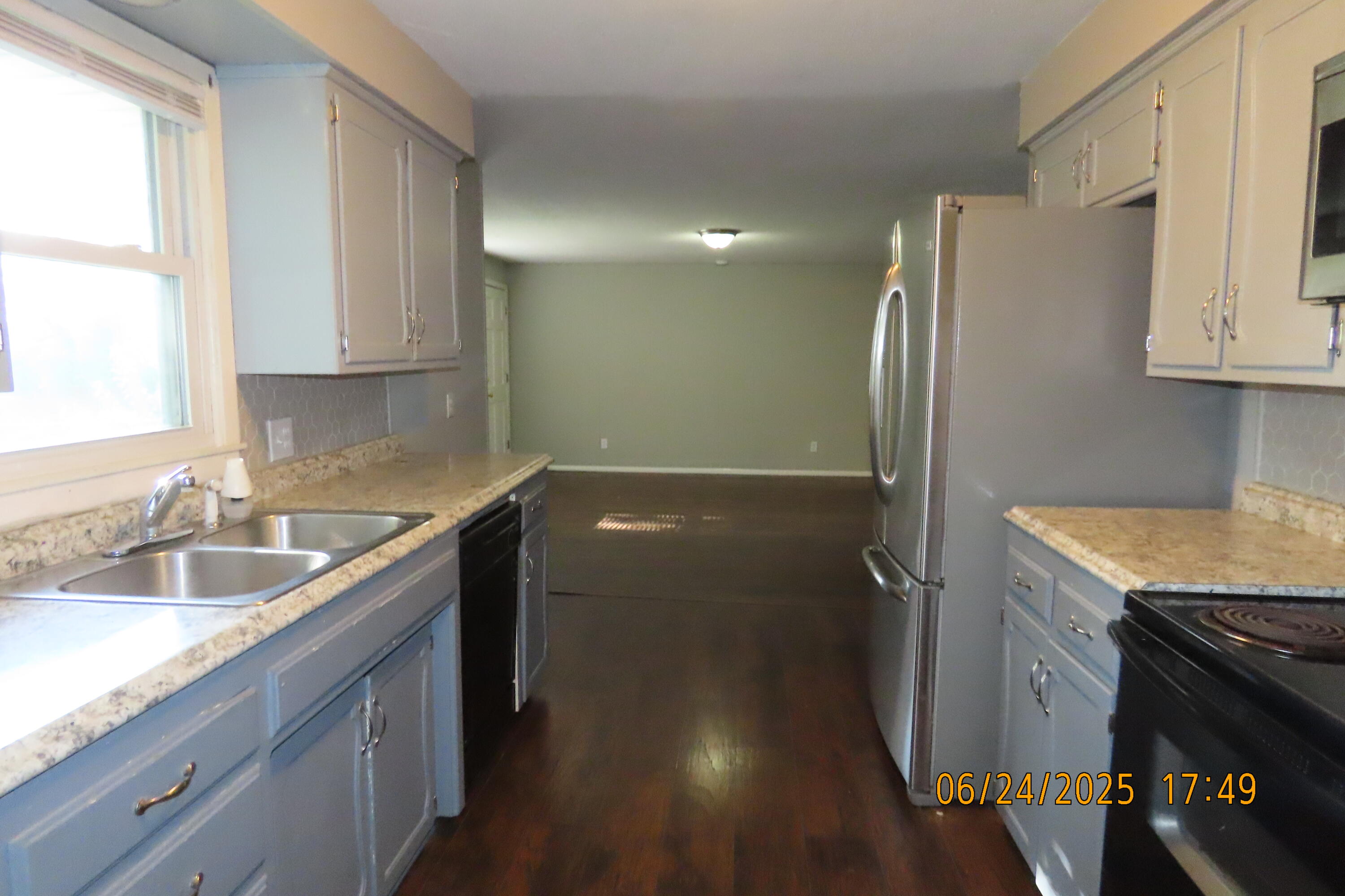 511 South Concordia Avenue Property Photo 15