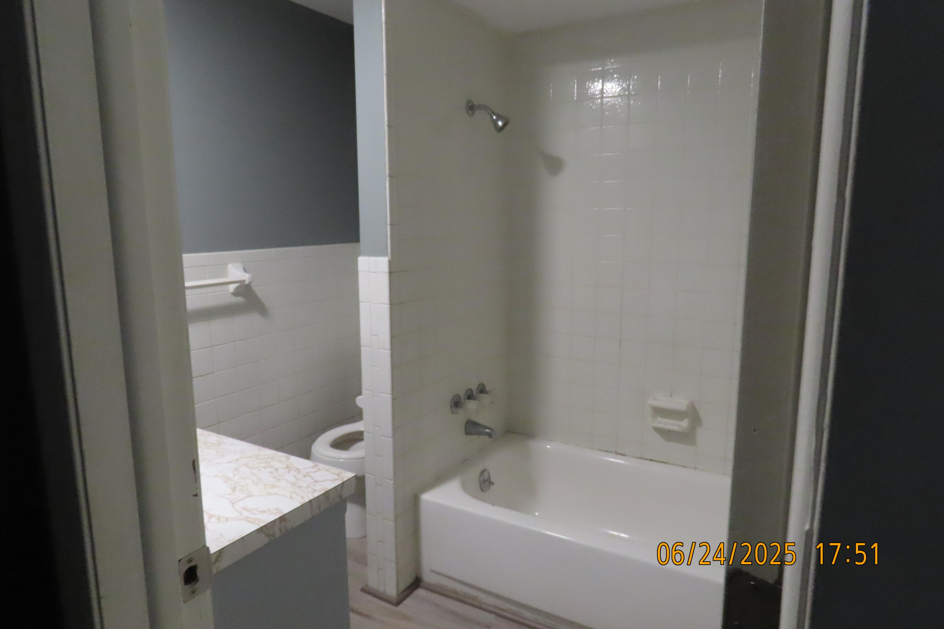 511 South Concordia Avenue Property Photo 21