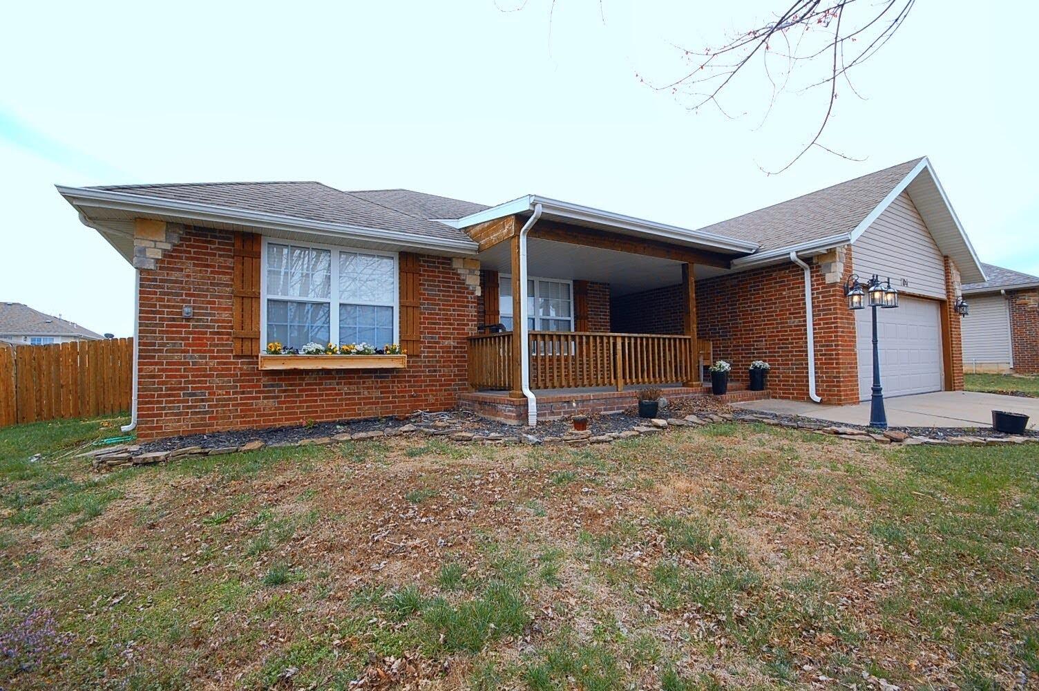 704 Colby Street Property Photo 3