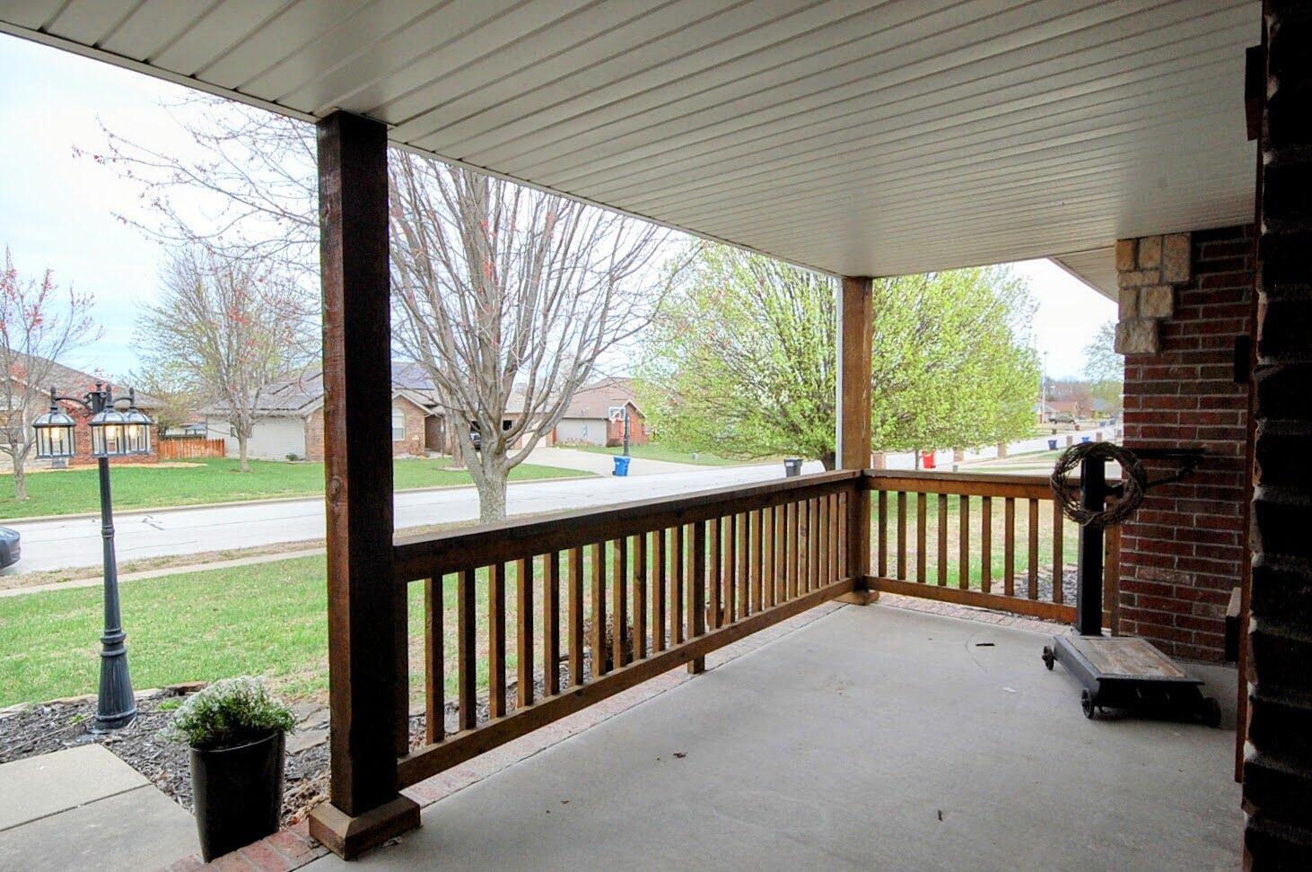704 Colby Street Property Photo 6