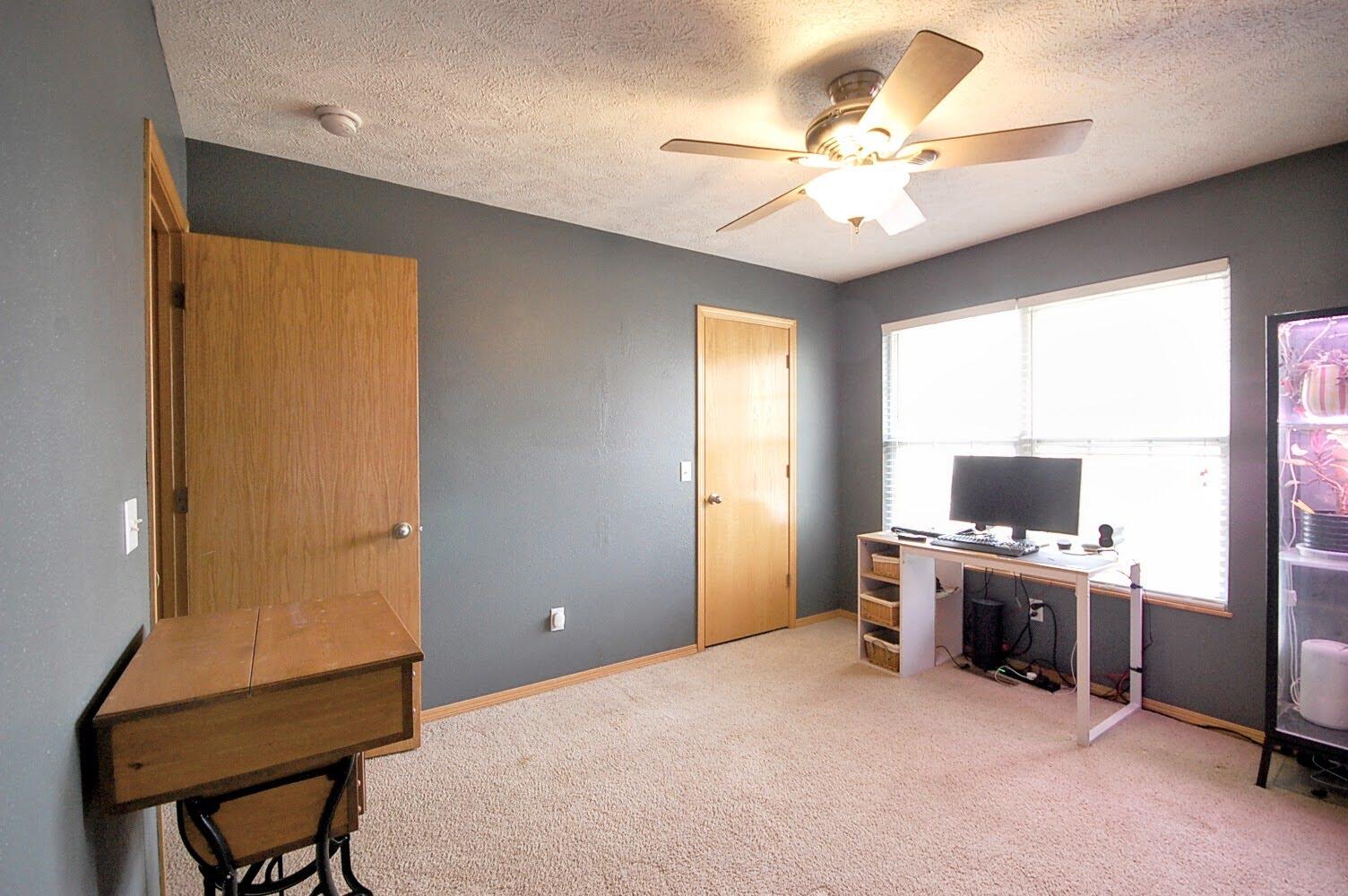 704 Colby Street Property Photo 20
