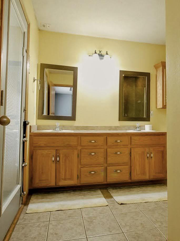 704 Colby Street Property Photo 24