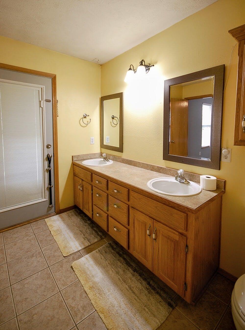 704 Colby Street Property Photo 26