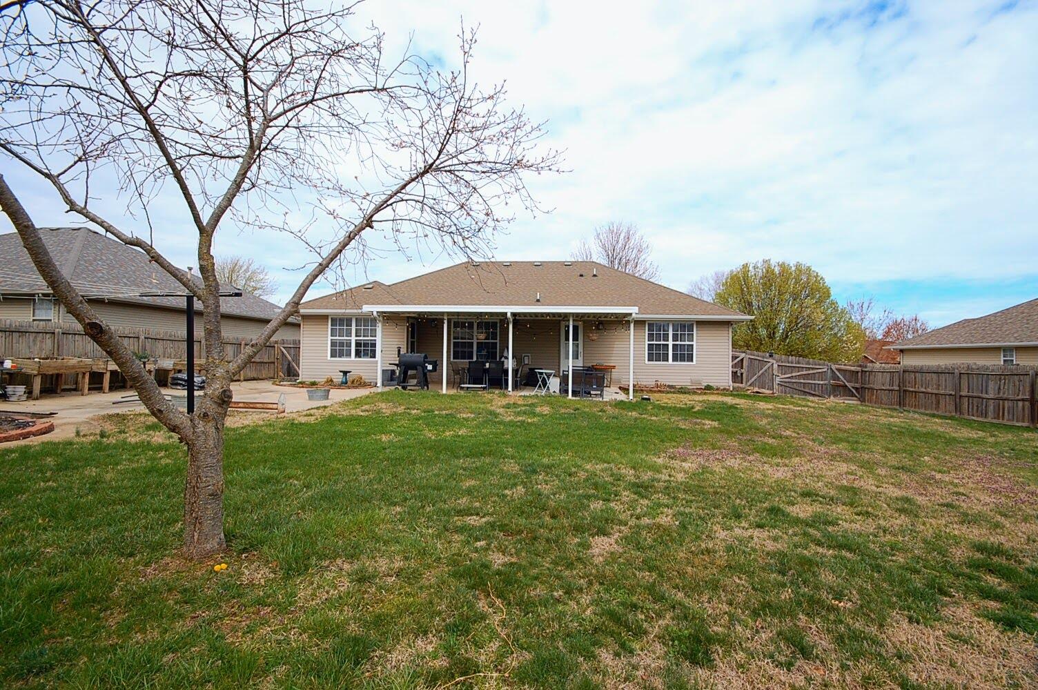 704 Colby Street Property Photo 29